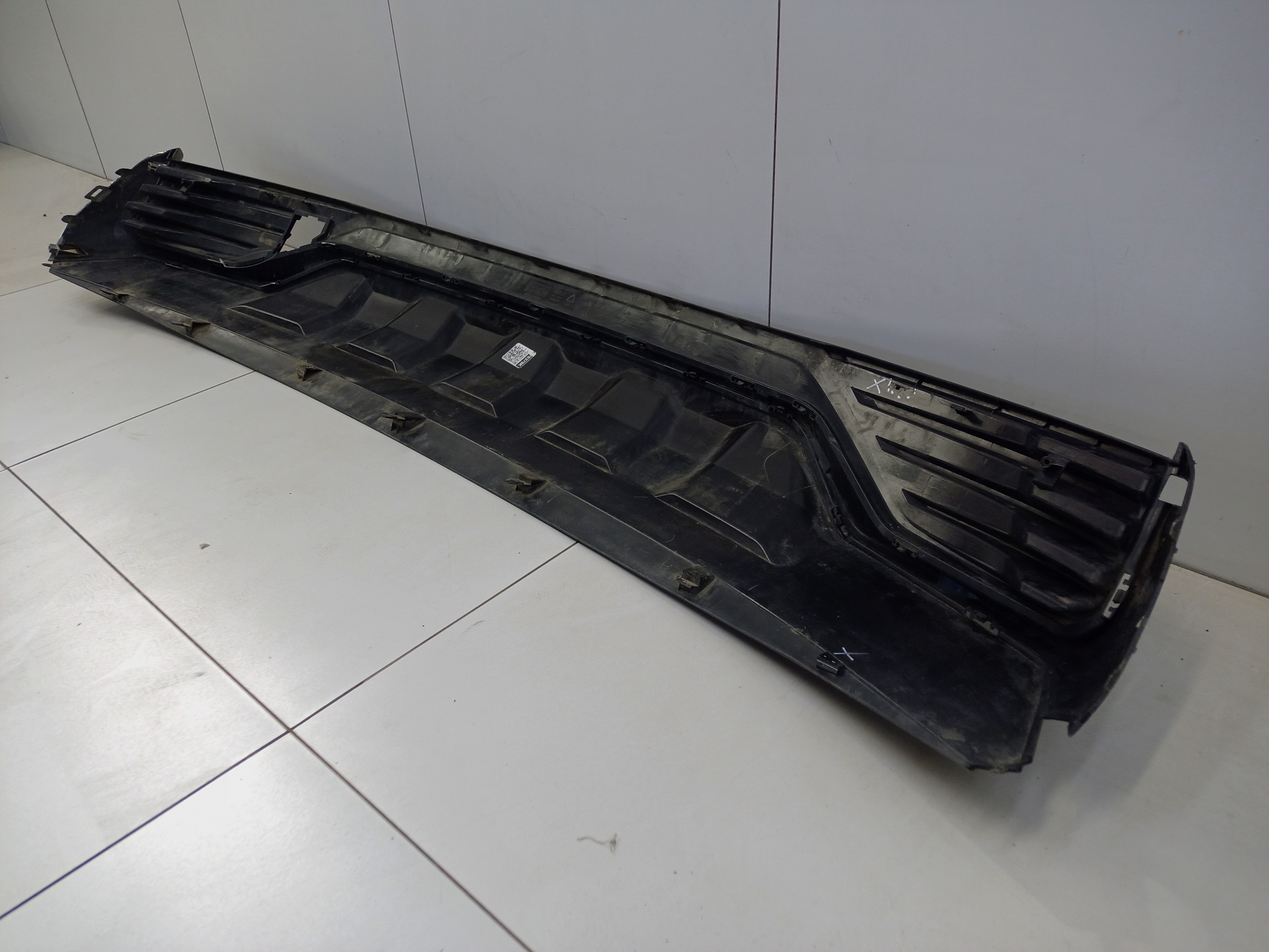 Юбка заднего бампера Geely Monjaro