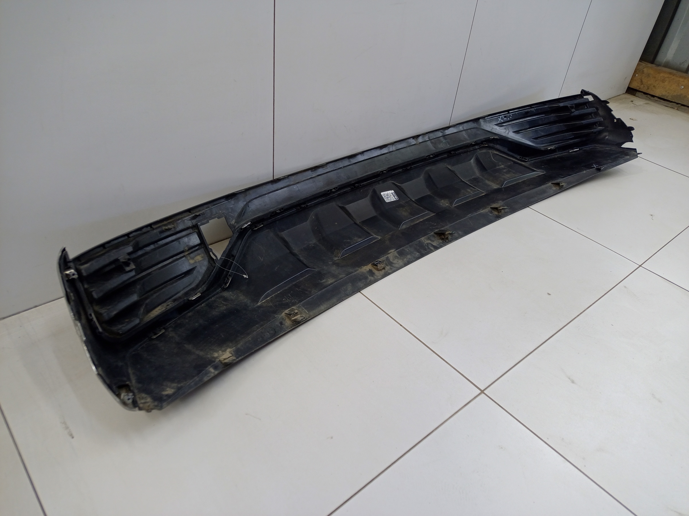 Юбка заднего бампера Geely Monjaro