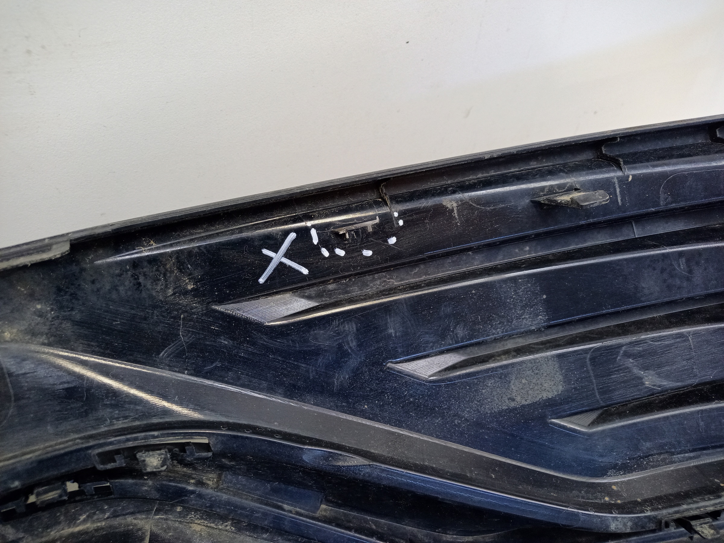 Юбка заднего бампера Geely Monjaro