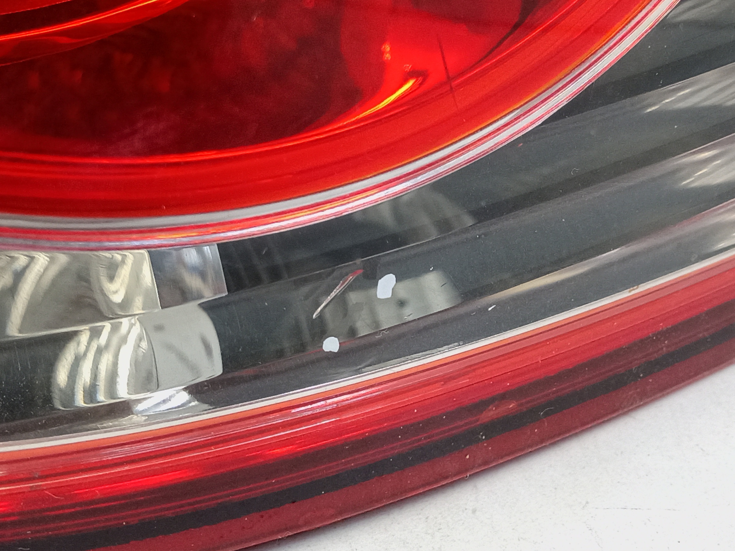 Фонарь задний левый Chevrolet Cruze Hatchback