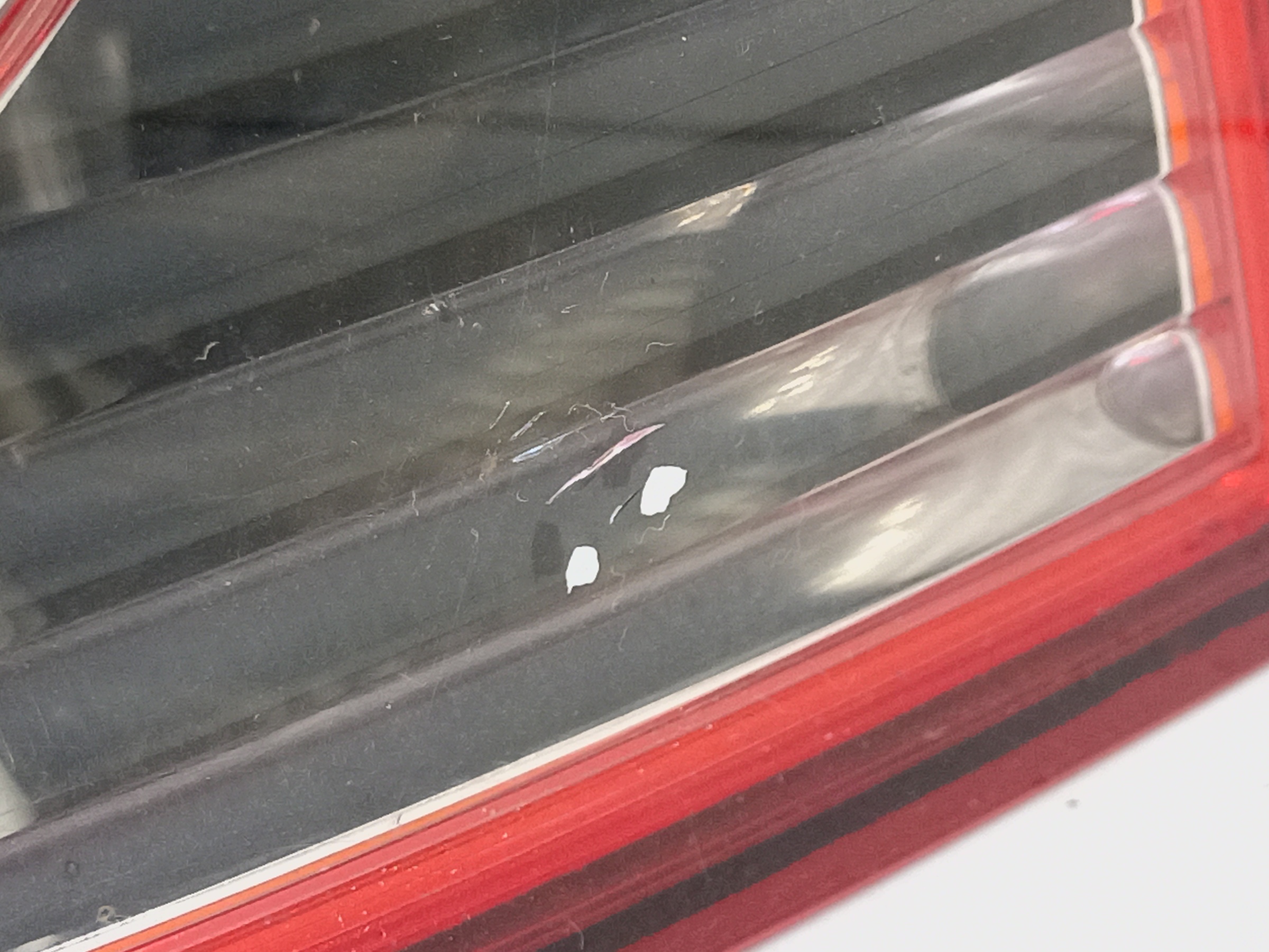 Фонарь задний левый Chevrolet Cruze Hatchback