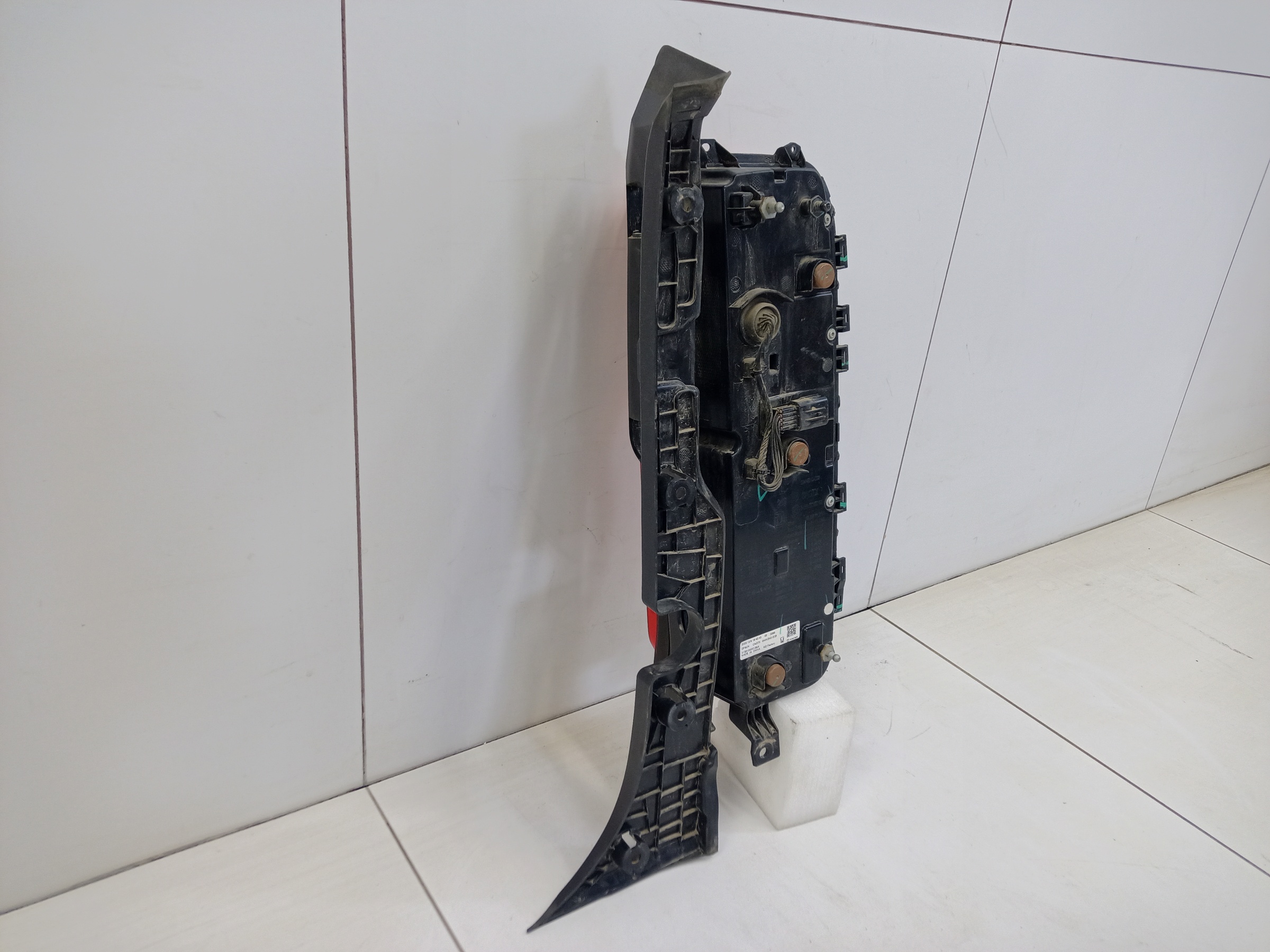 Фонарь задний левый Tank 500 LED