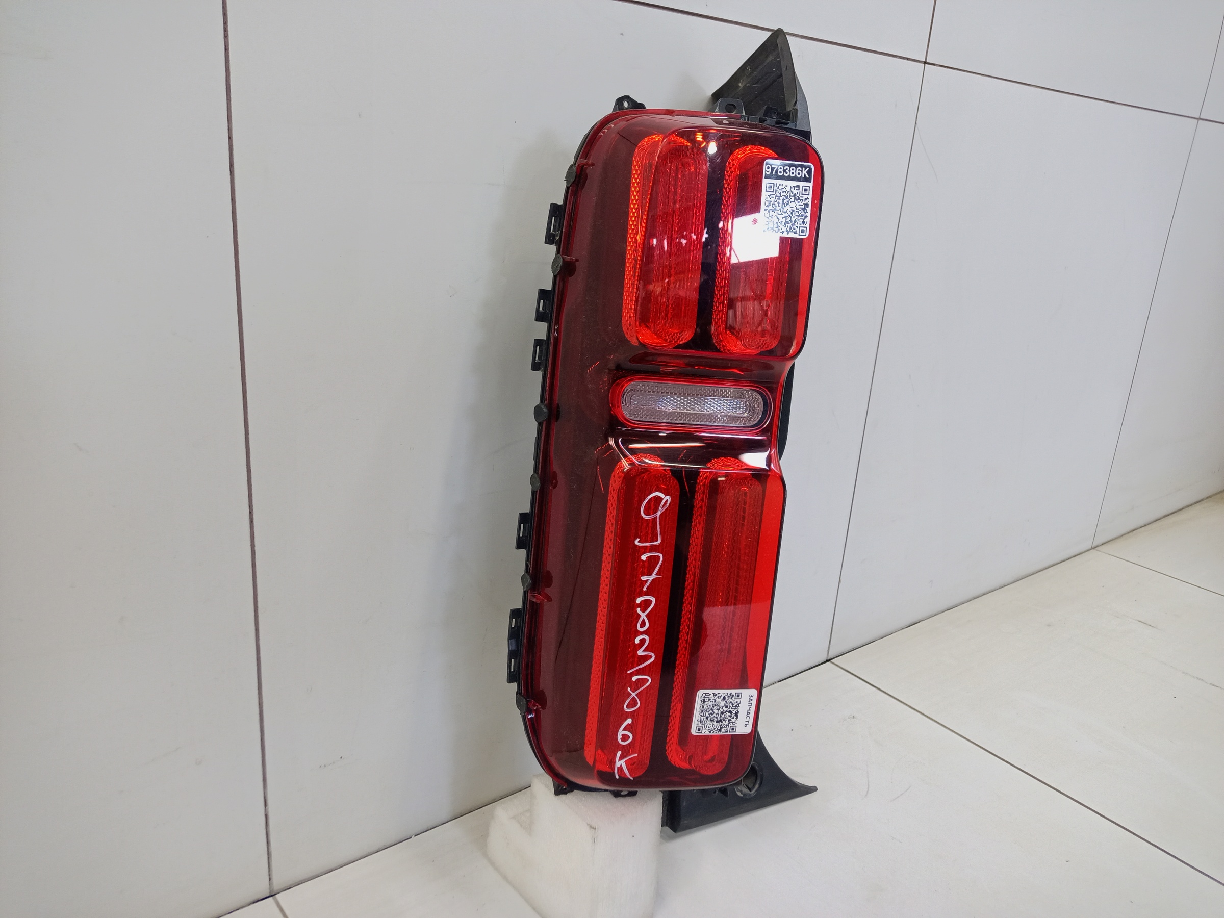 Фонарь задний левый Tank 500 LED