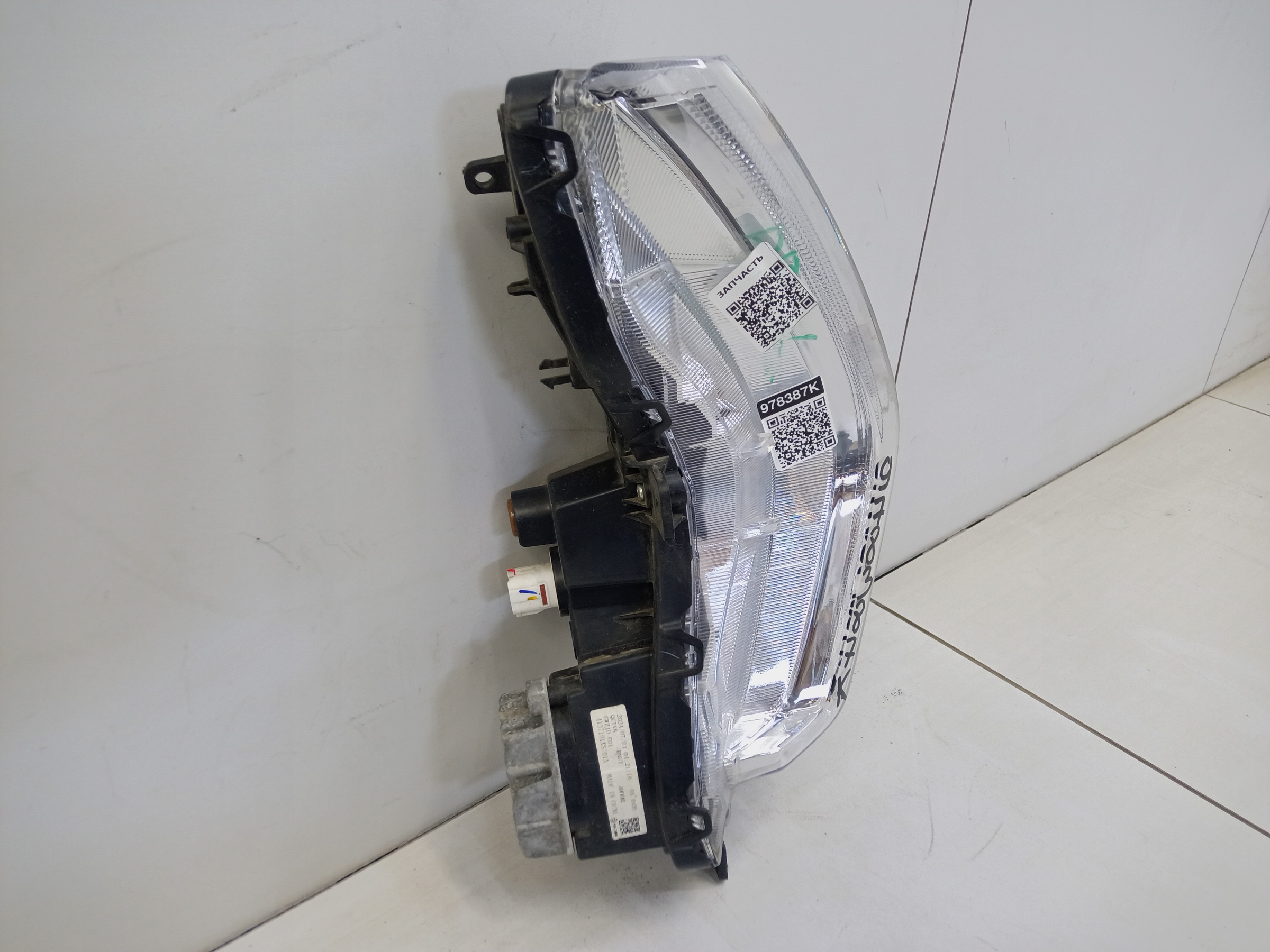 Фара ДХО передняя правая Haval Jolion LED