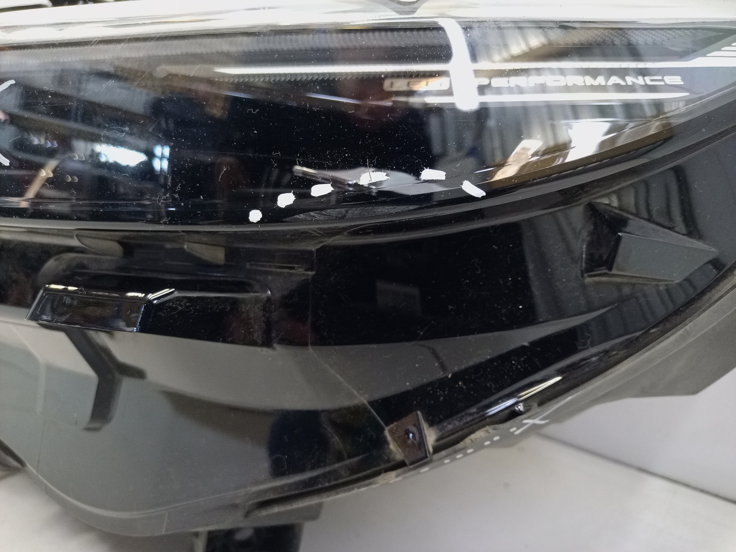 Фара передняя левая Exeed Exlantix ES LED