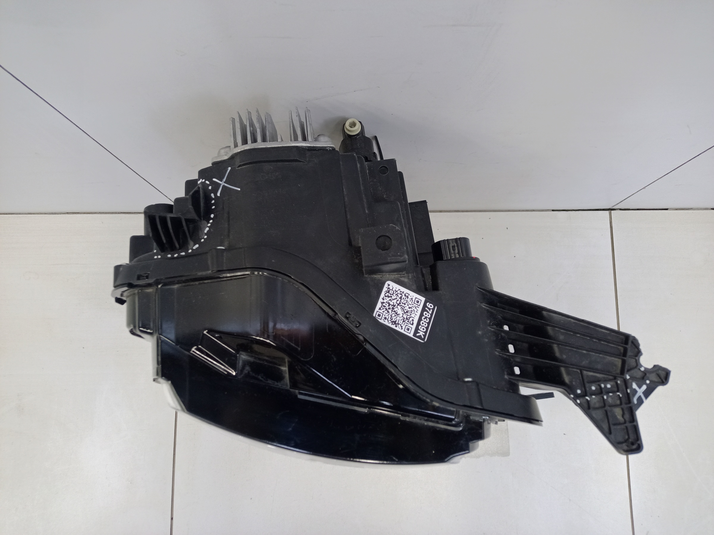 Фара передняя правая Haval H7 LED