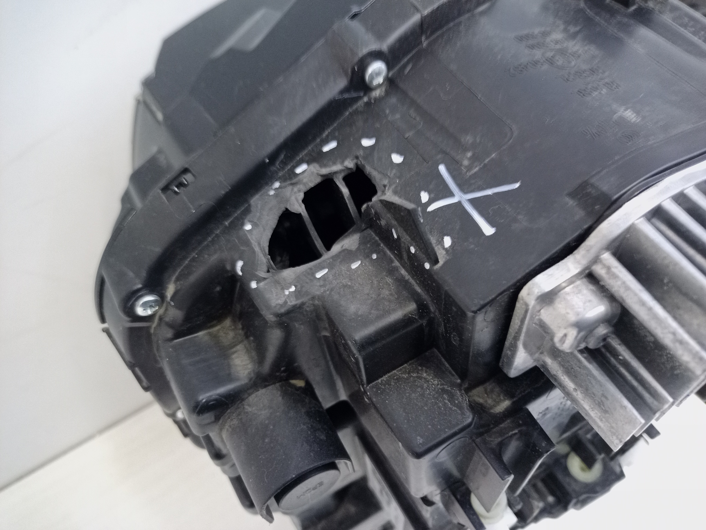 Фара передняя левая Haval H7 LED