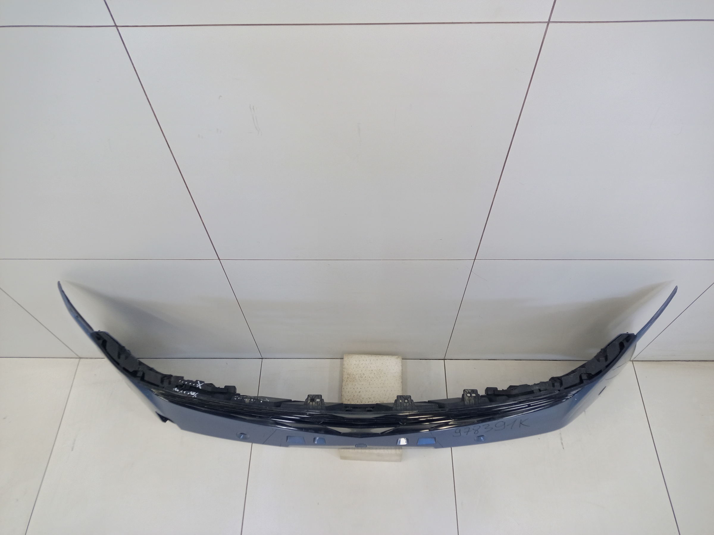 Бампер передний Geely Atlas 2