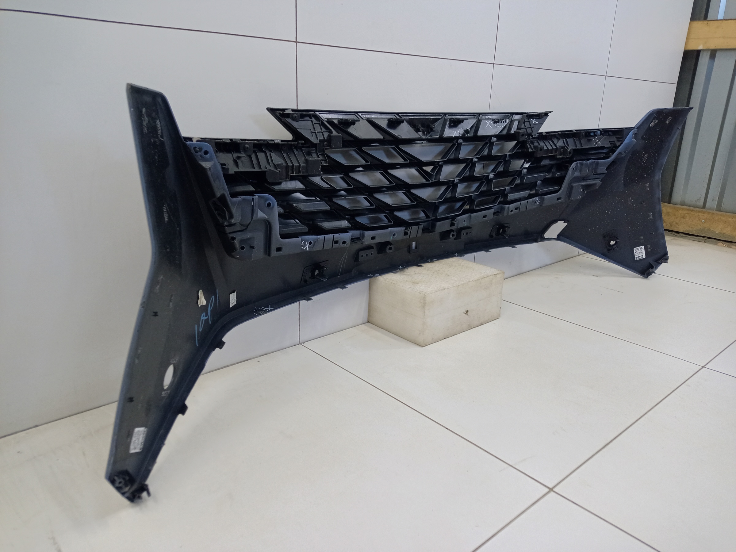 Бампер передний Geely Atlas 2