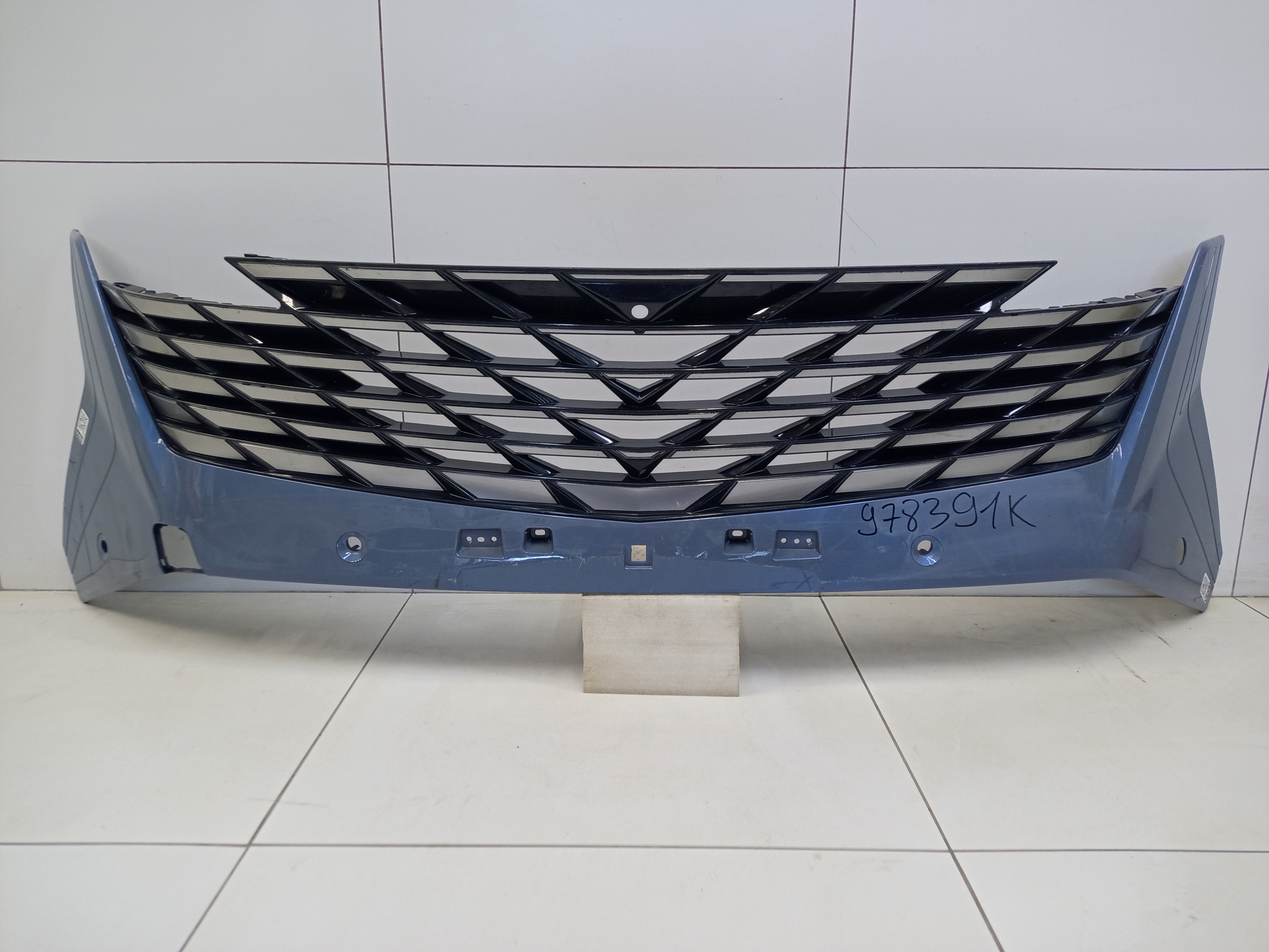 Бампер передний Geely Atlas 2