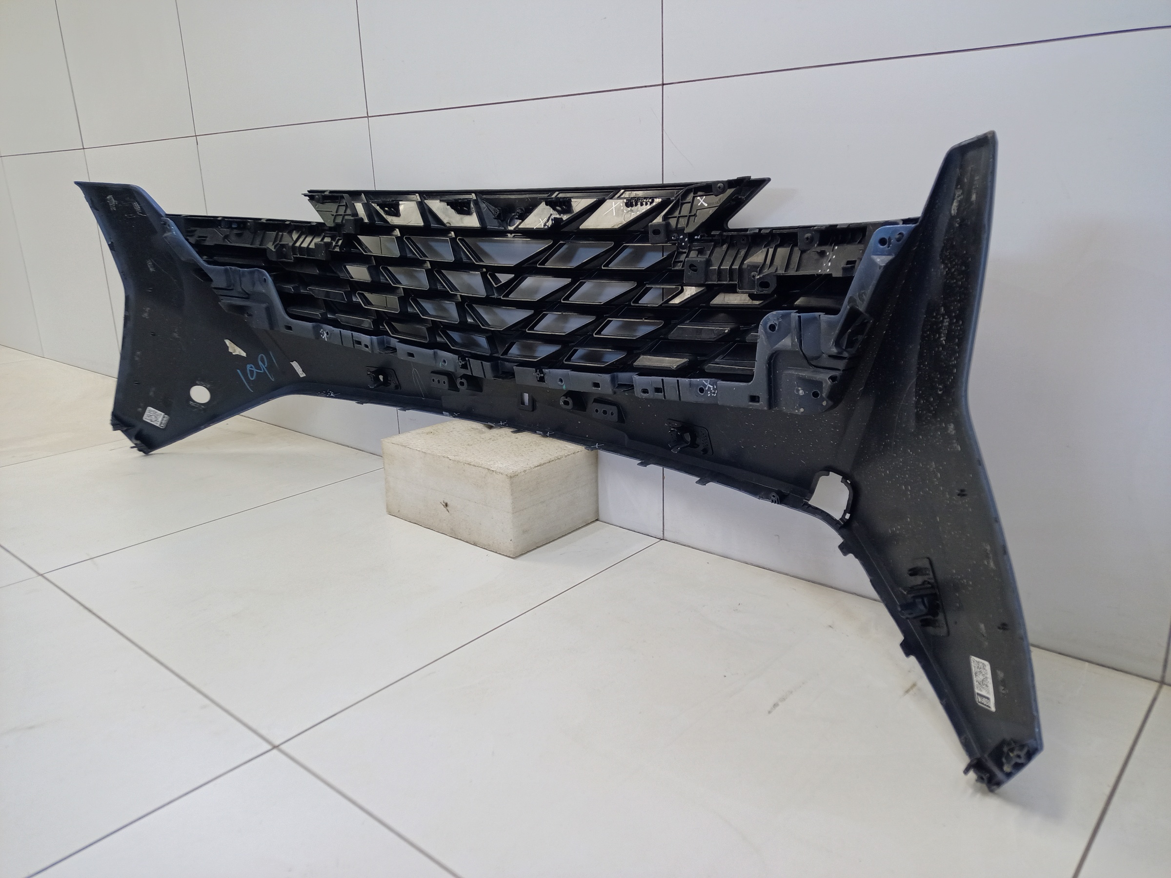 Бампер передний Geely Atlas 2