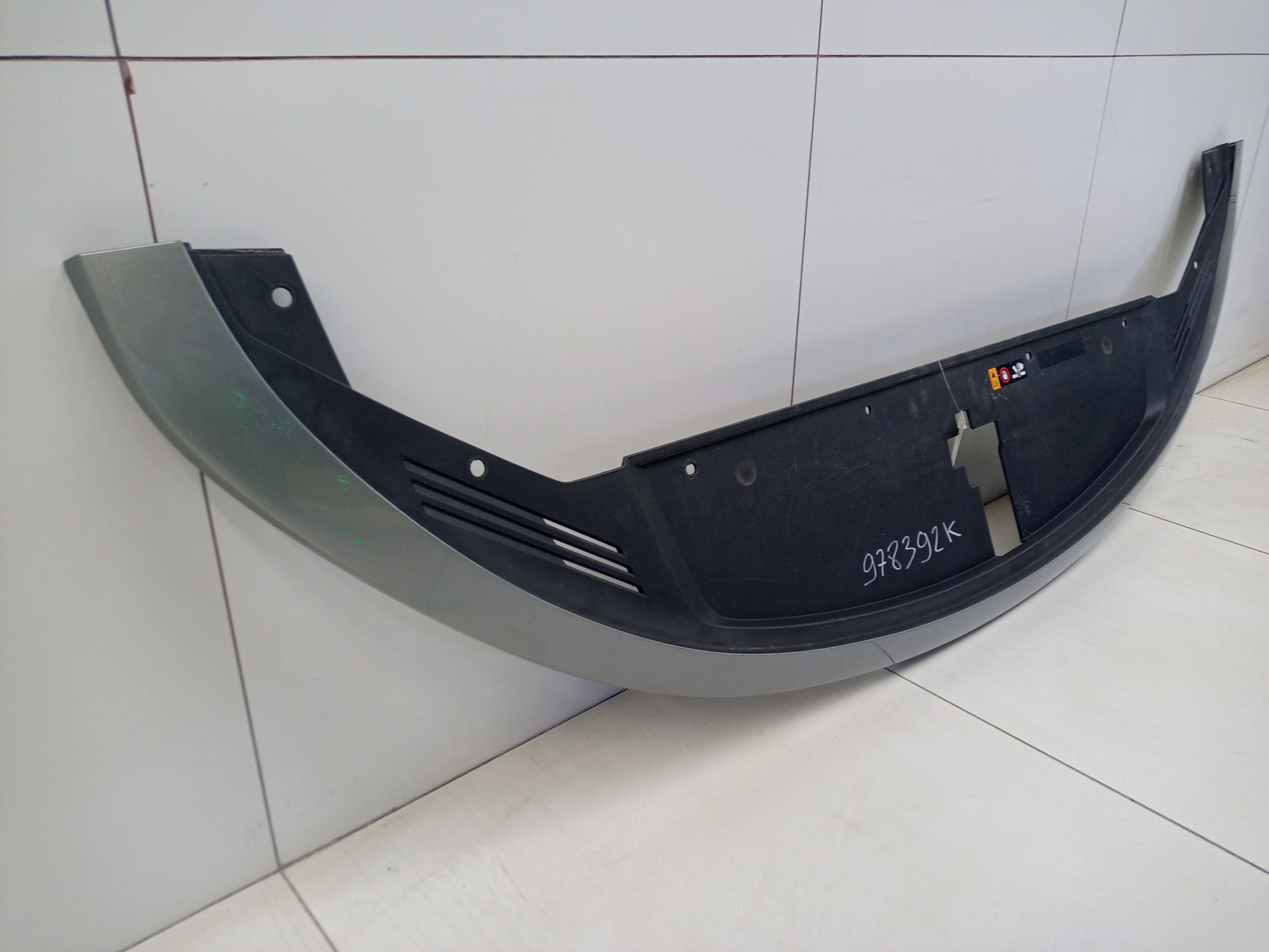 Накладка передней панели Kia Sorento 4