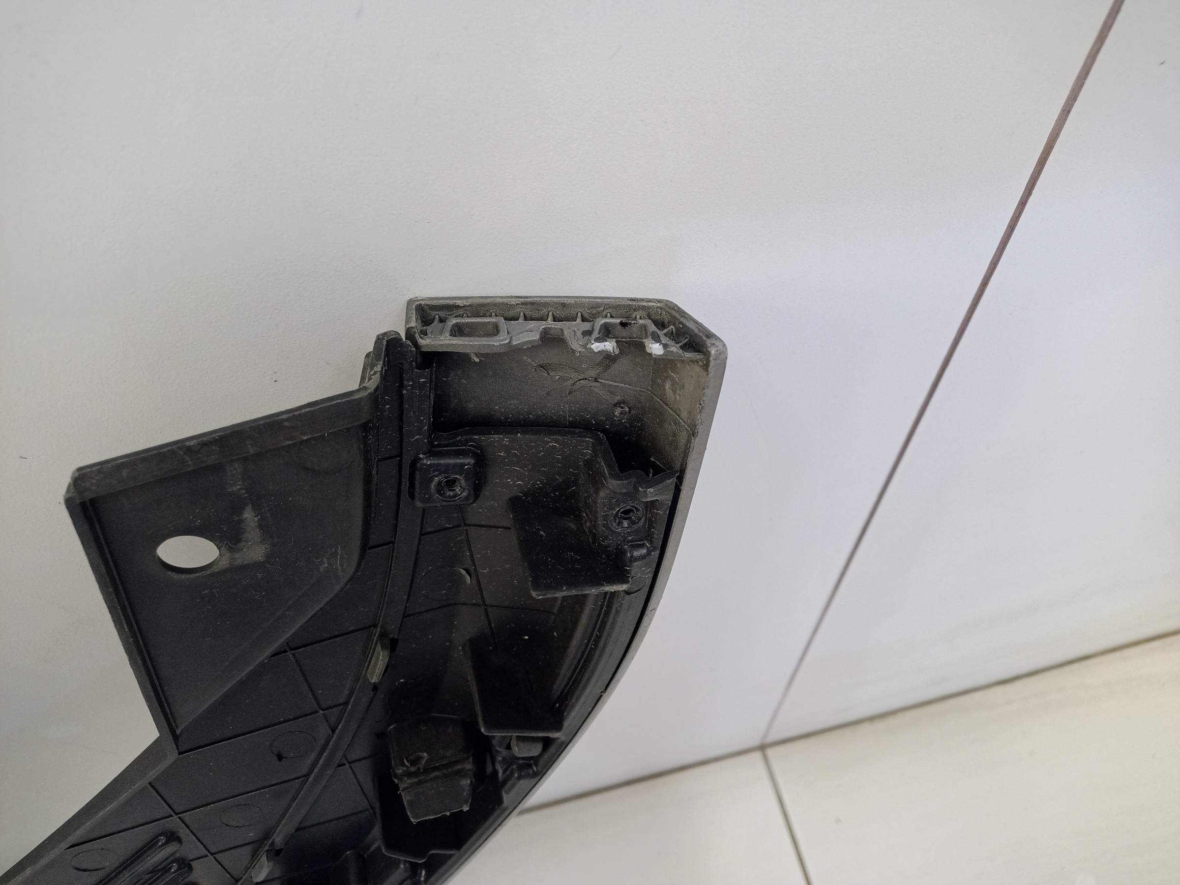 Накладка передней панели Kia Sorento 4