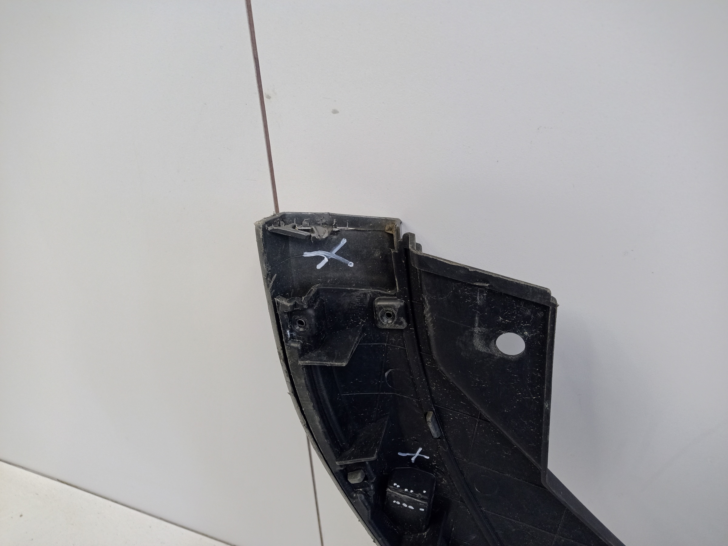 Накладка передней панели Kia Sorento 4