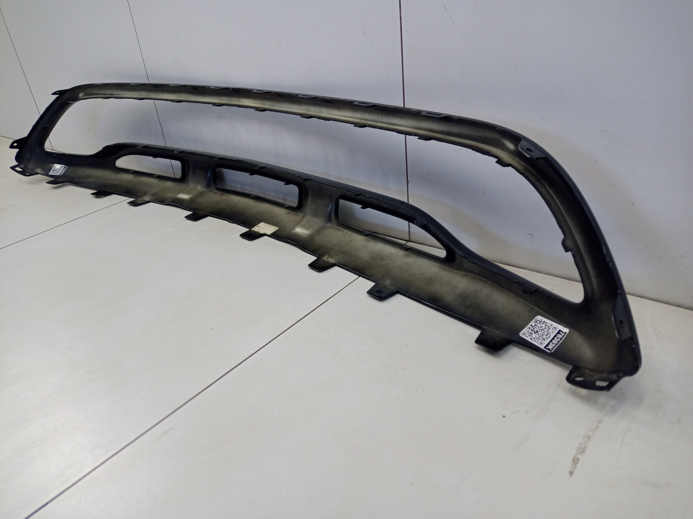 Накладка переднего бампера Mercedes-benz GLA-klasse X156 Restail