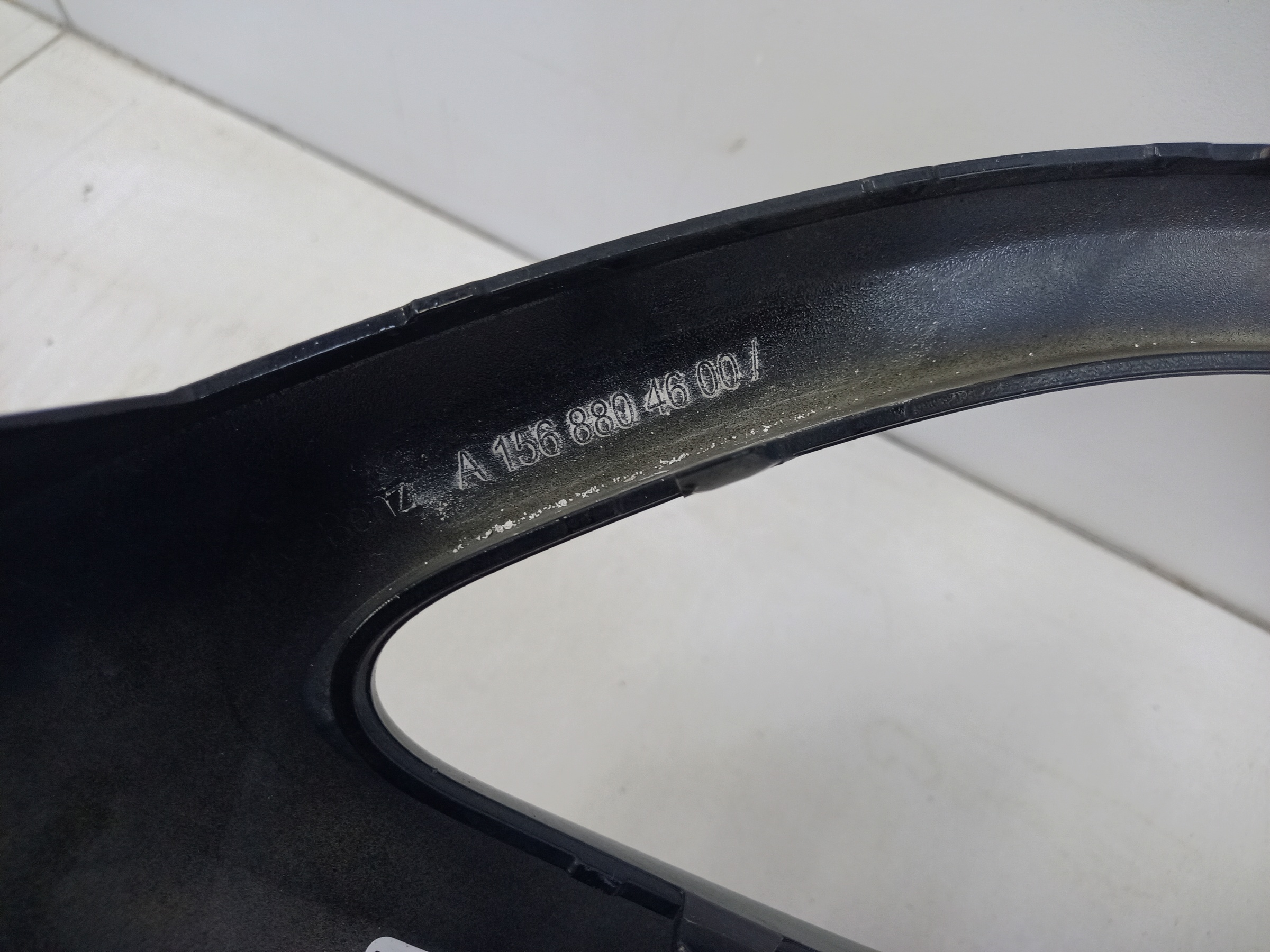 Накладка переднего бампера Mercedes-benz GLA-klasse X156 Restail