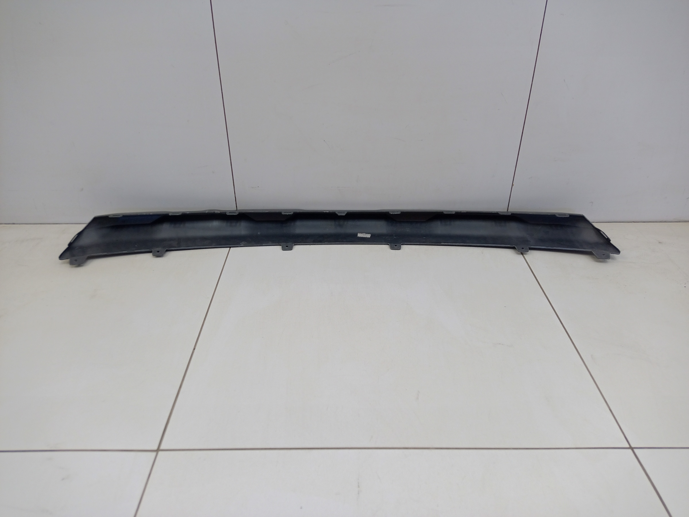 Накладка переднего бампера нижняя Geely Monjaro