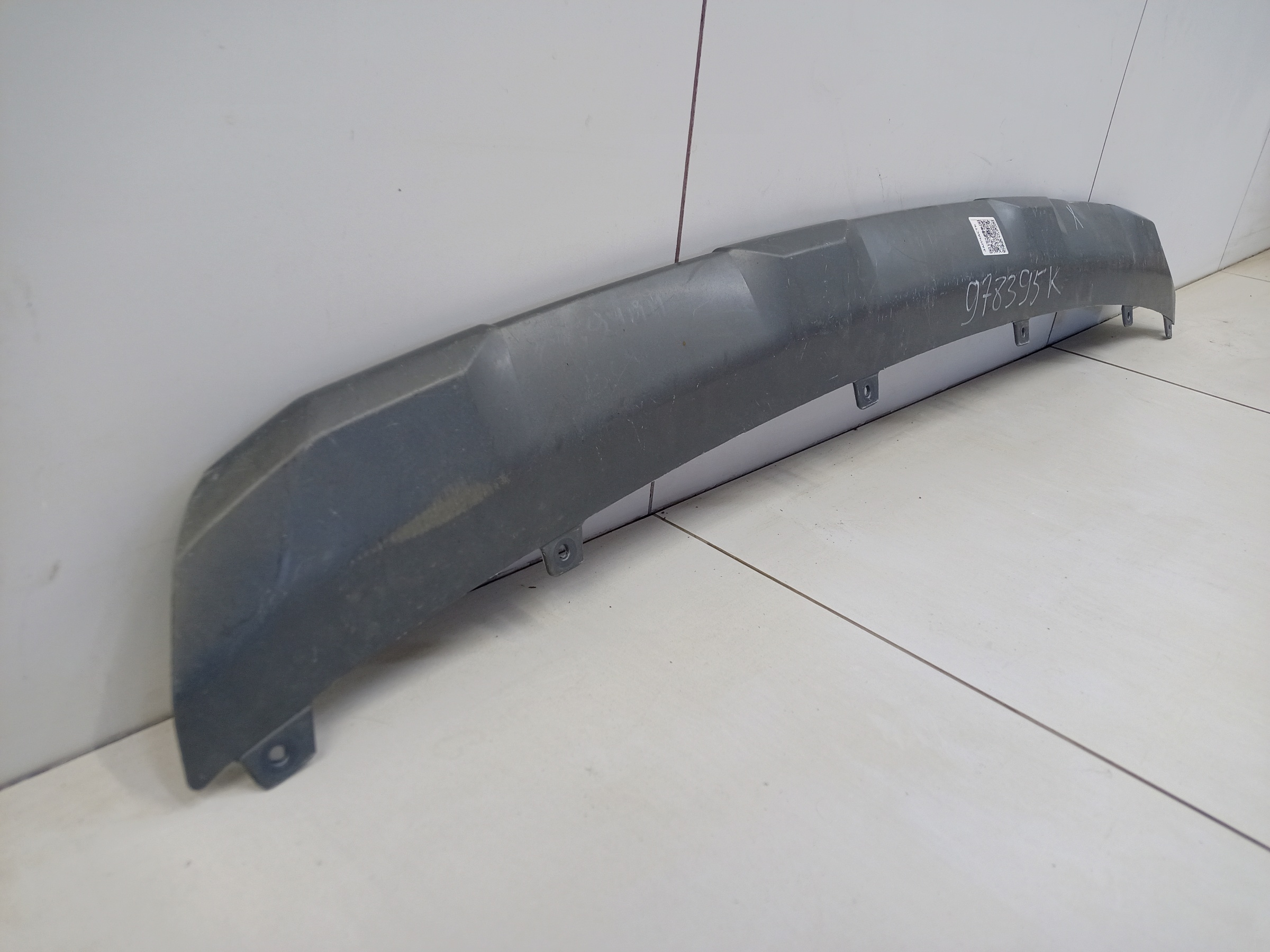 Накладка переднего бампера нижняя Geely Monjaro