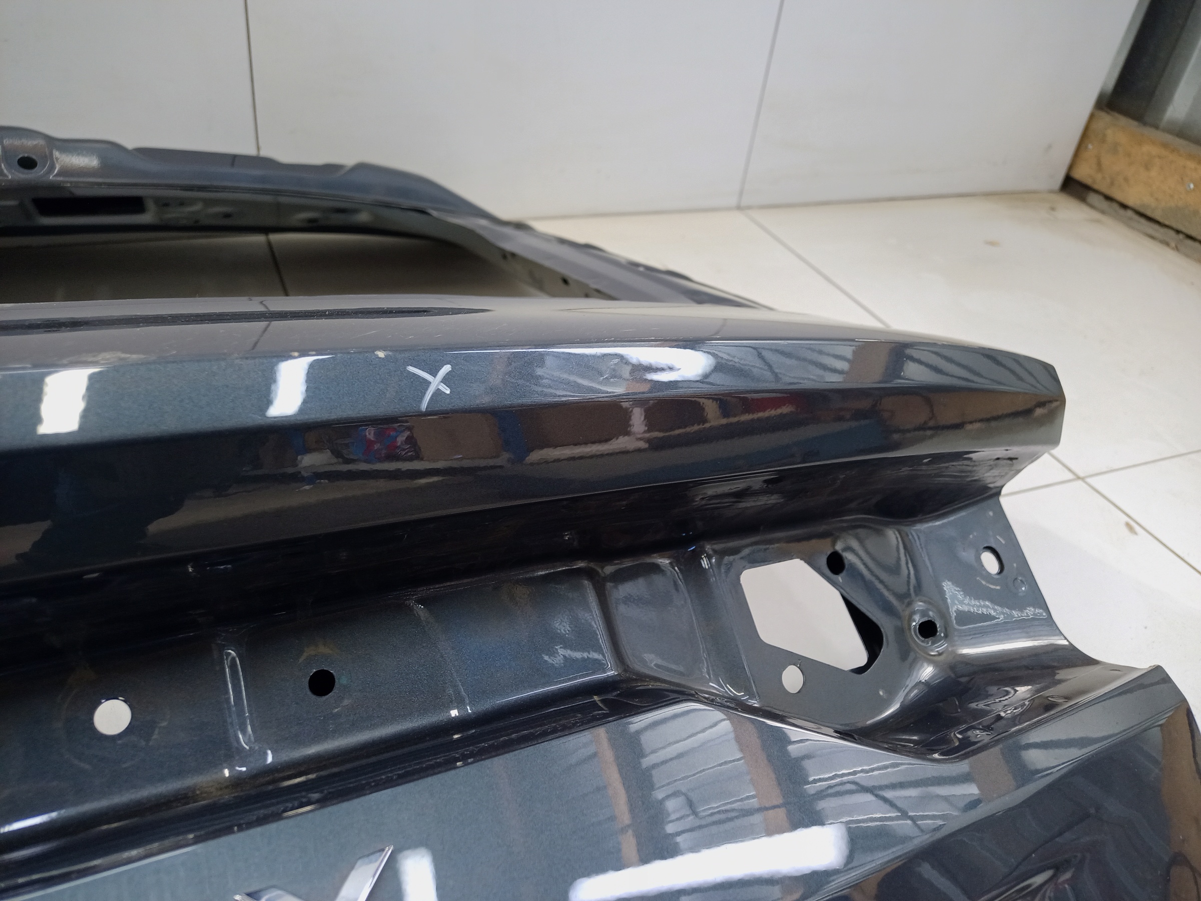 Крышка багажника Geely Monjaro