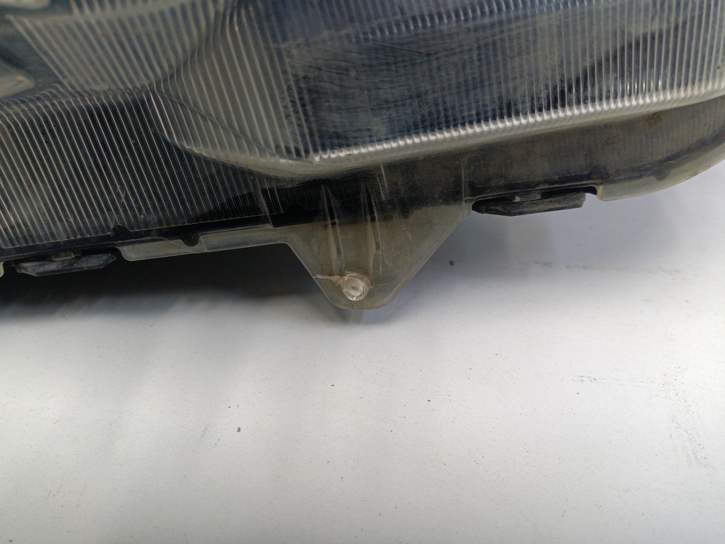 Фара передняя правая Toyota RAV4 CA40 Restail LED