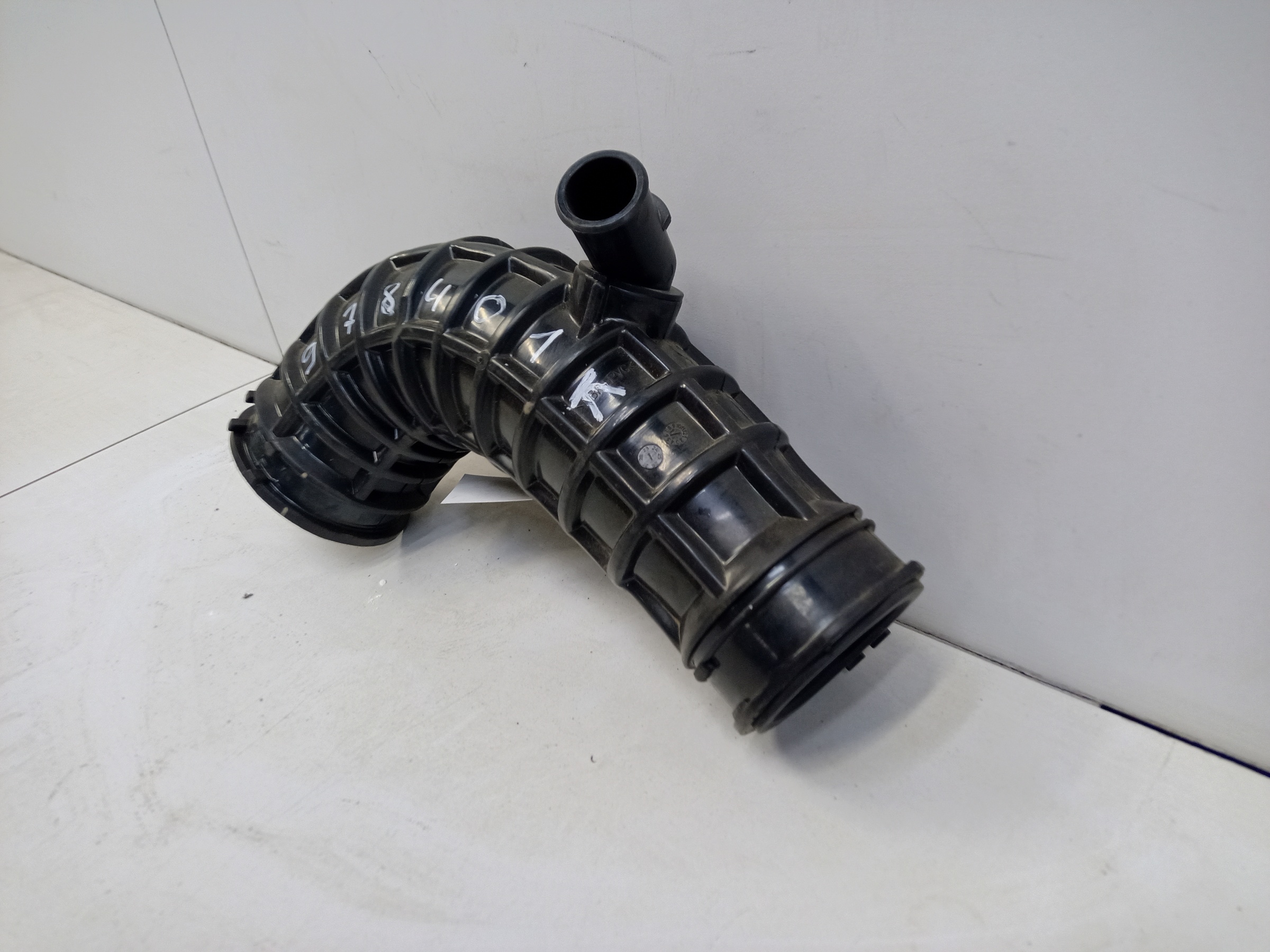 Впускной патрубок резонатора воздушного фильтра Jetour T2