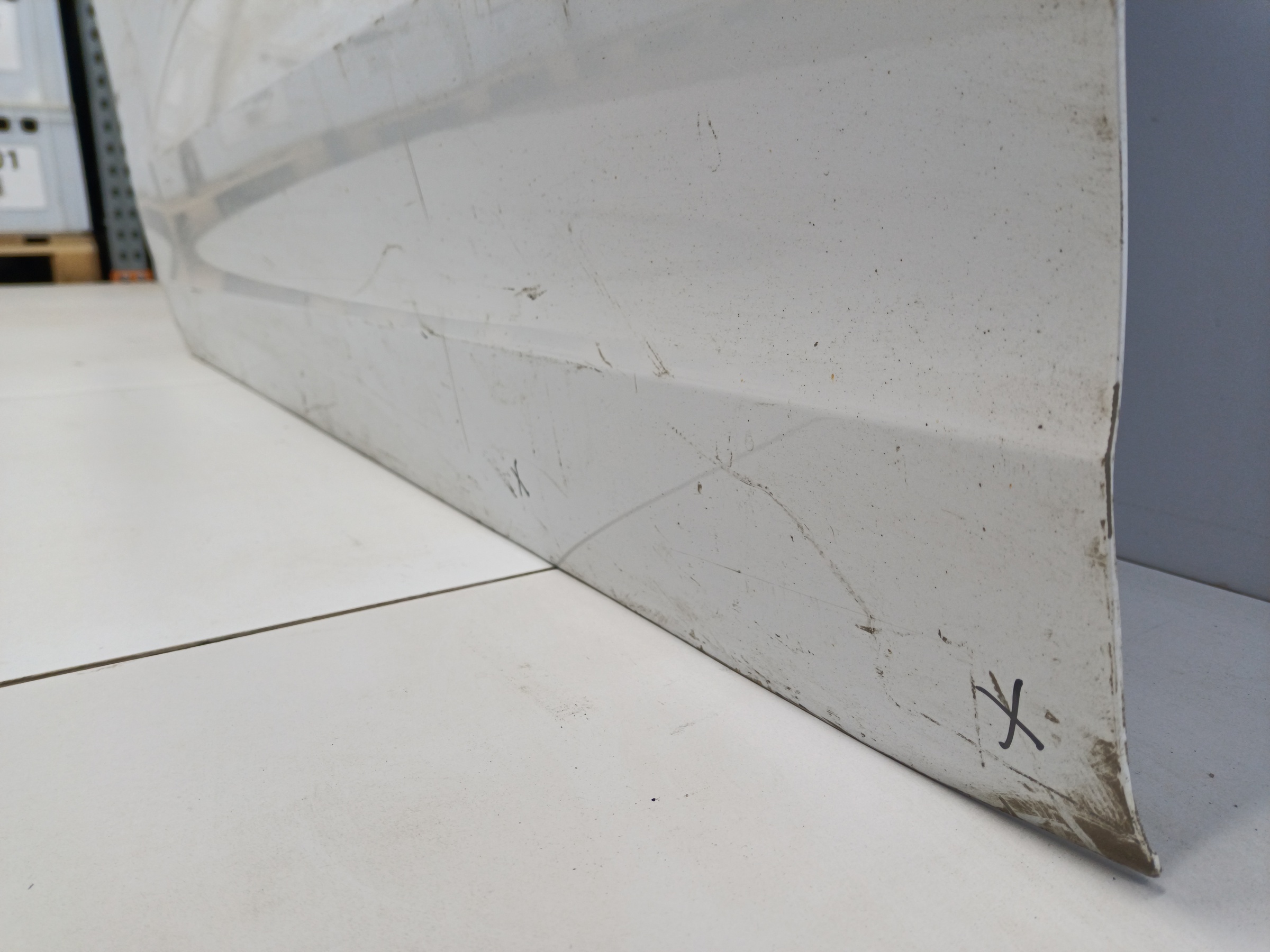 Дверь передняя левая Haval Jolion без молдинга