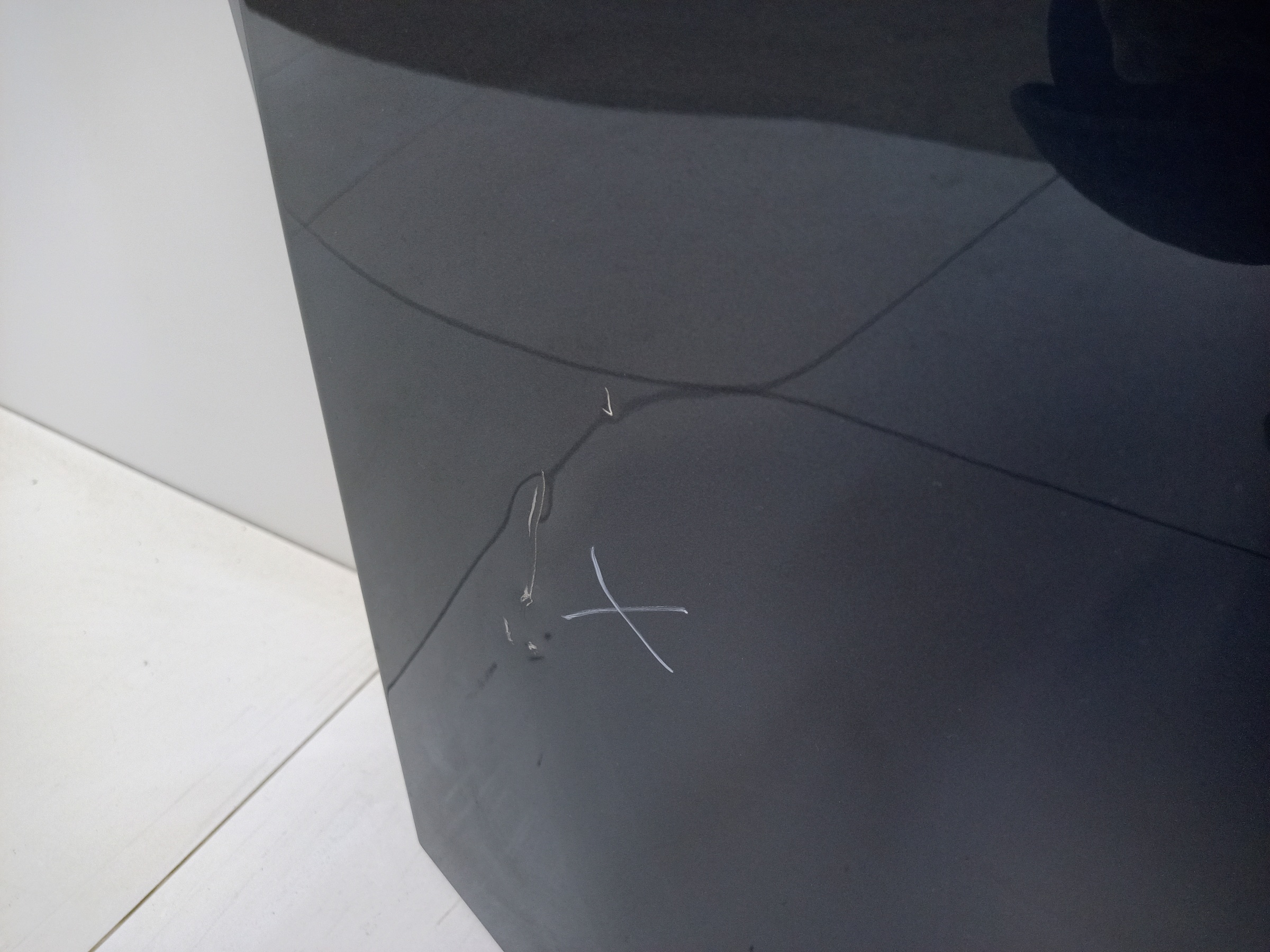 Капот Geely Monjaro