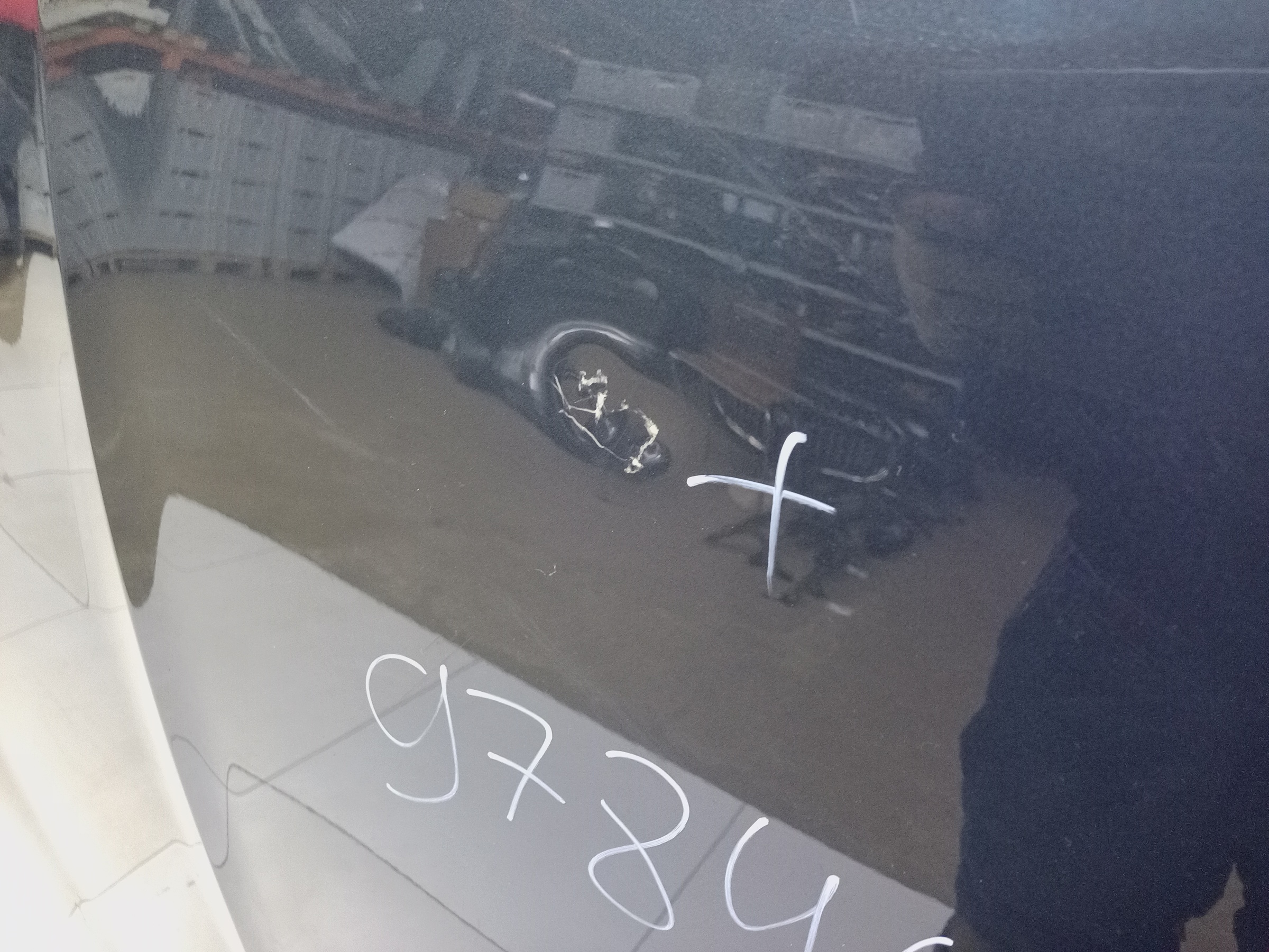 Капот Geely Monjaro