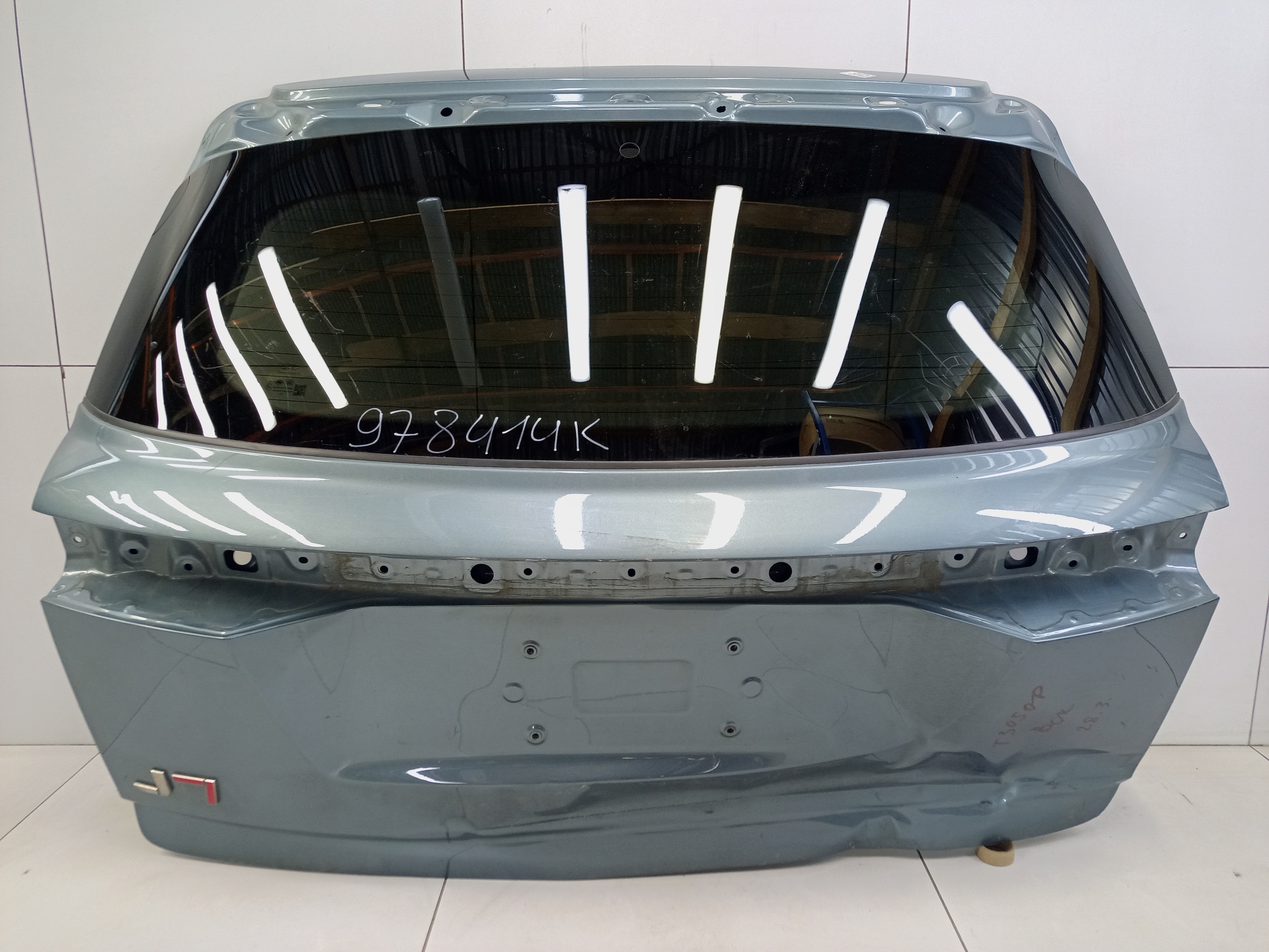 Стекло крышки багажника Jaecoo J7