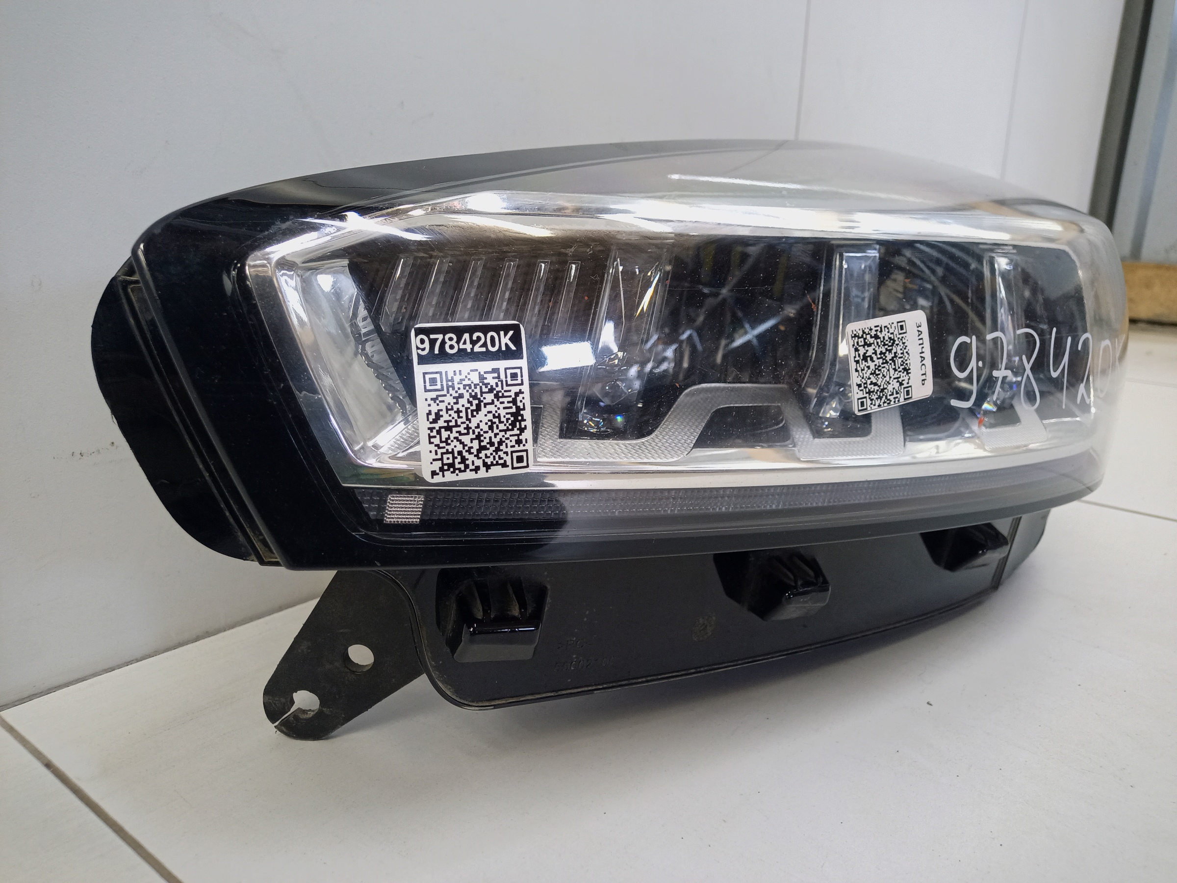 Фара передняя левая Chery Tiggo 7 Pro LED