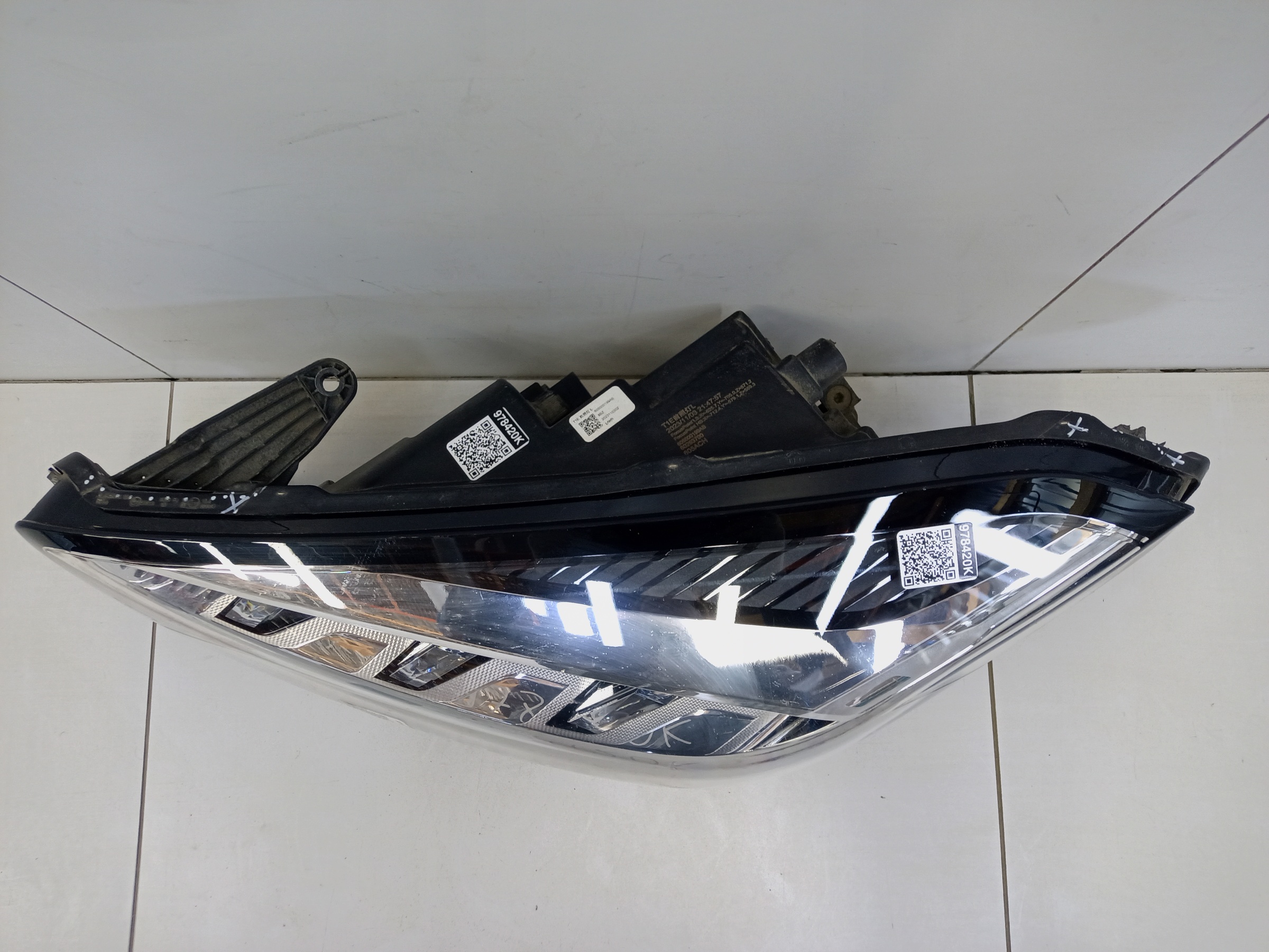 Фара передняя левая Chery Tiggo 7 Pro LED