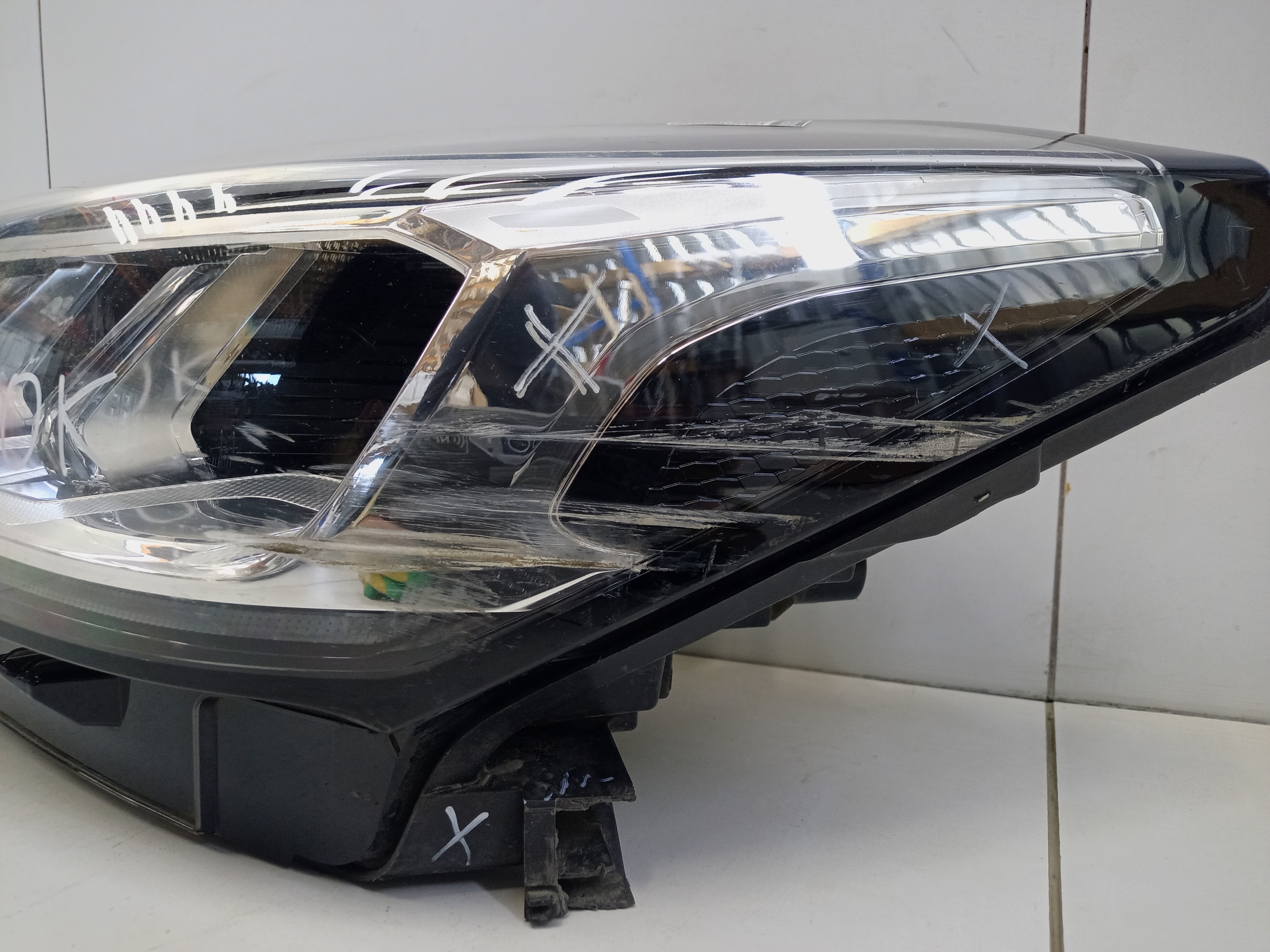 Фара передняя левая Chery Tiggo 7 Pro LED