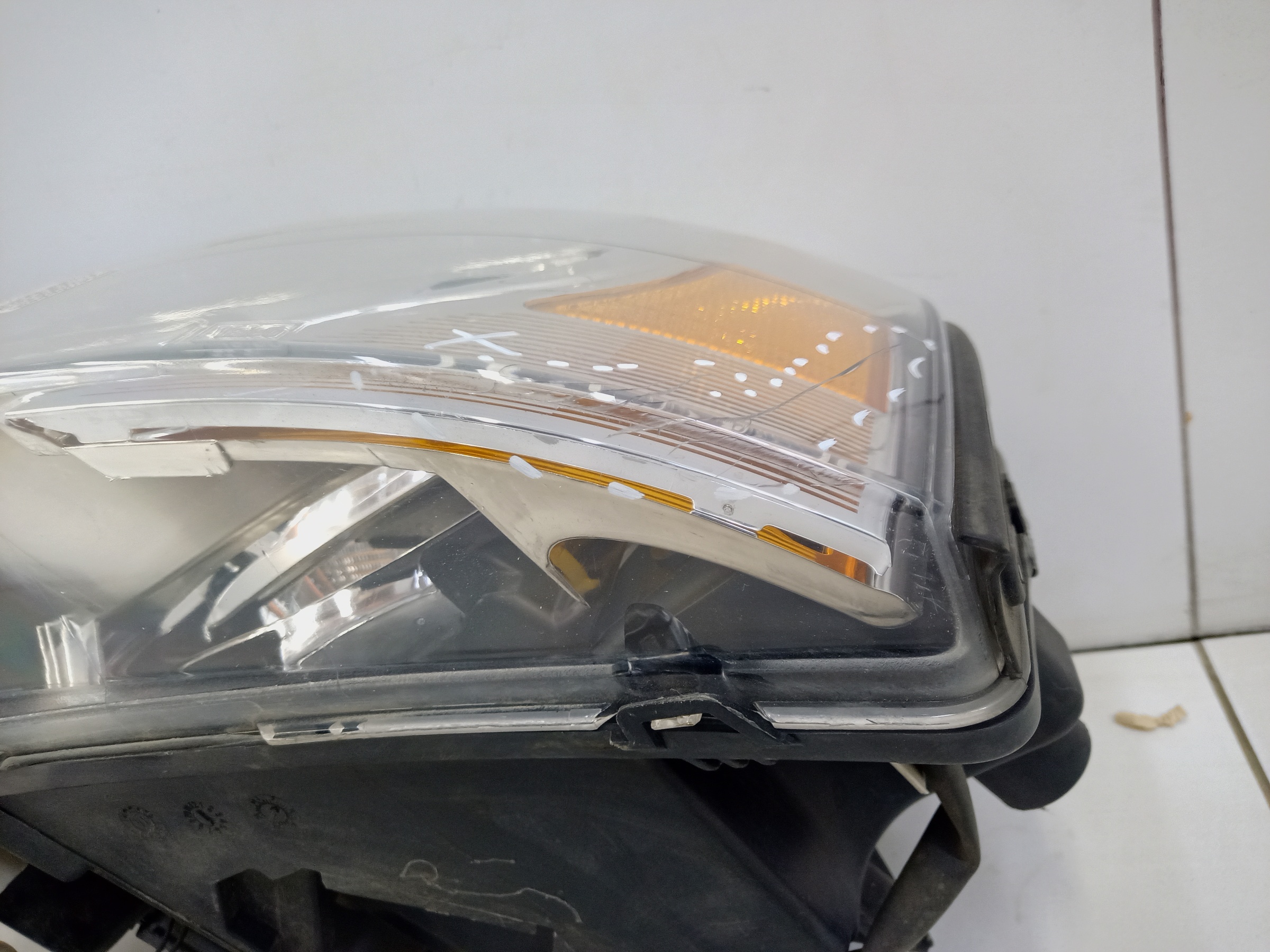 Фара передняя левая Volvo XC90 1 Restail ксенон