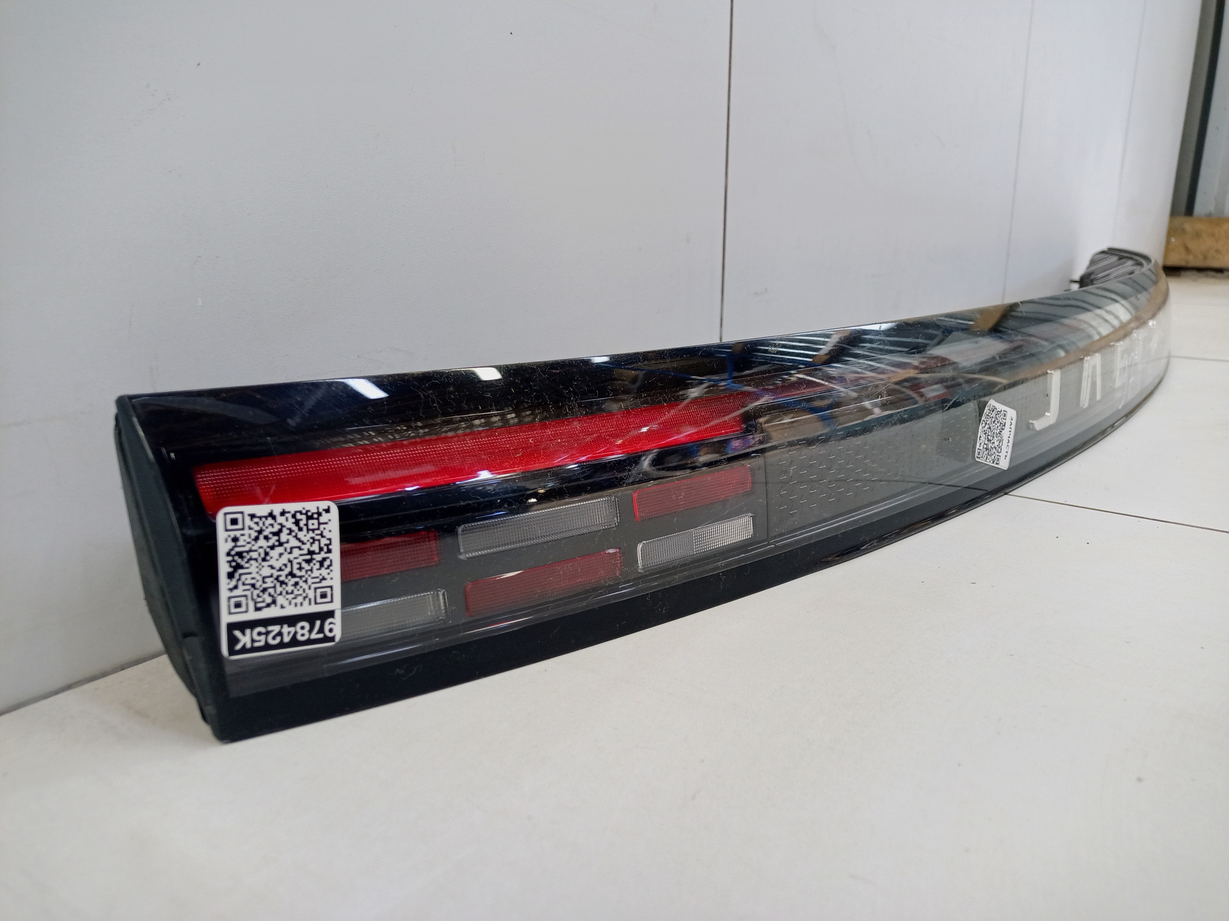 Фонарь крышки багажника центральный Jaecoo J7