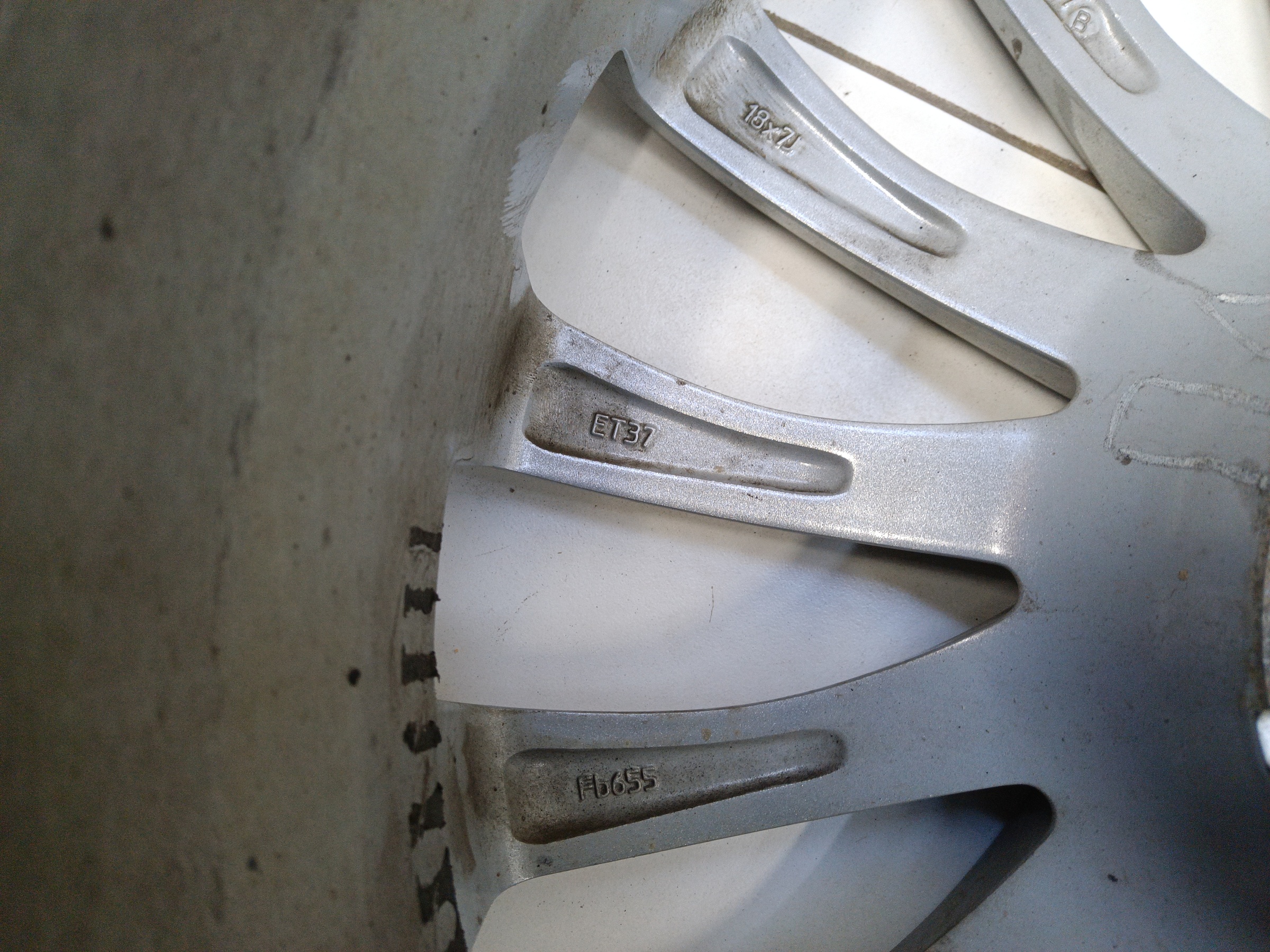 Диск колеса литой Haval Jolion R18 серебристый