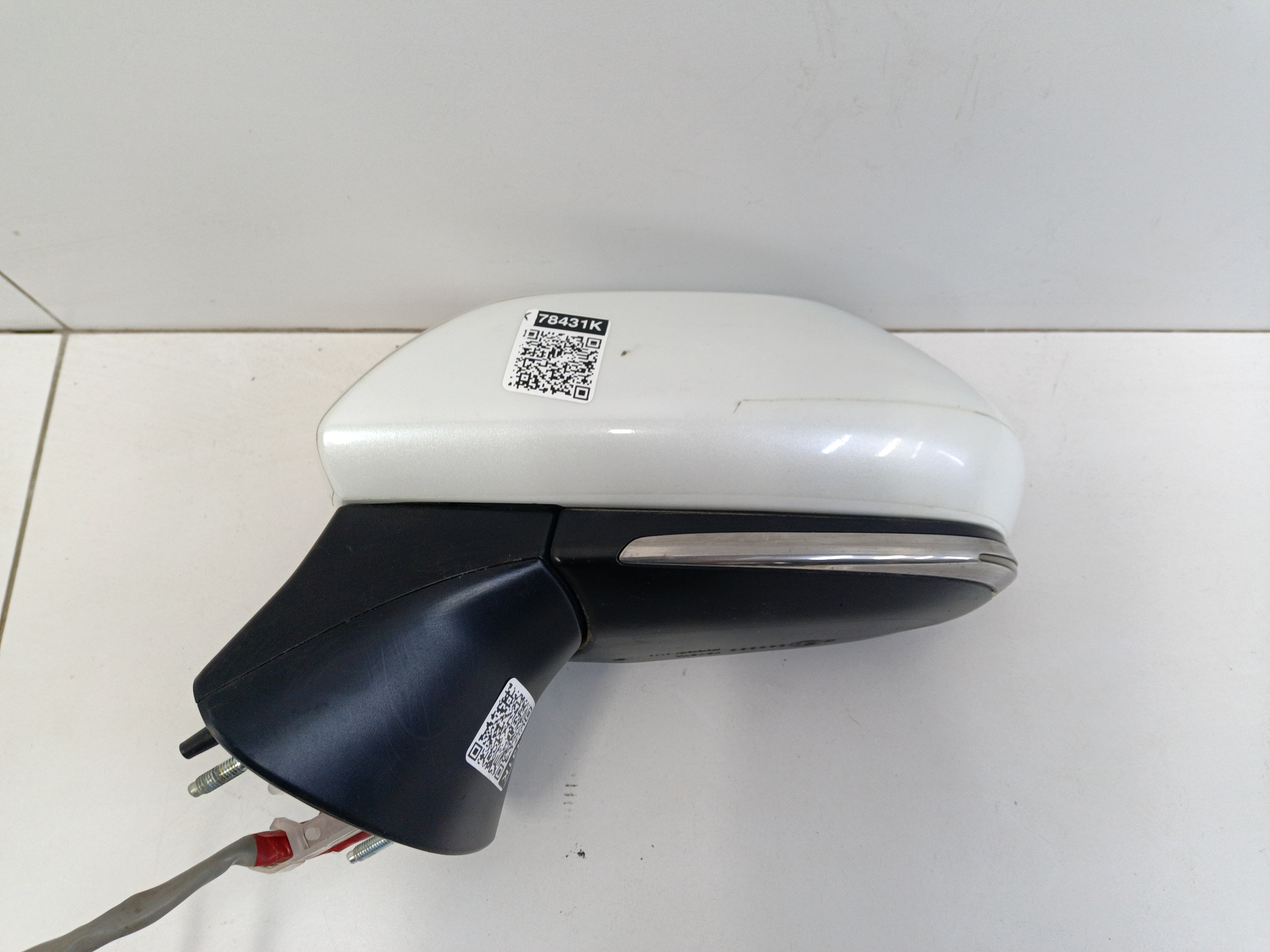 Зеркало левое Toyota Camry V70 8 контактов