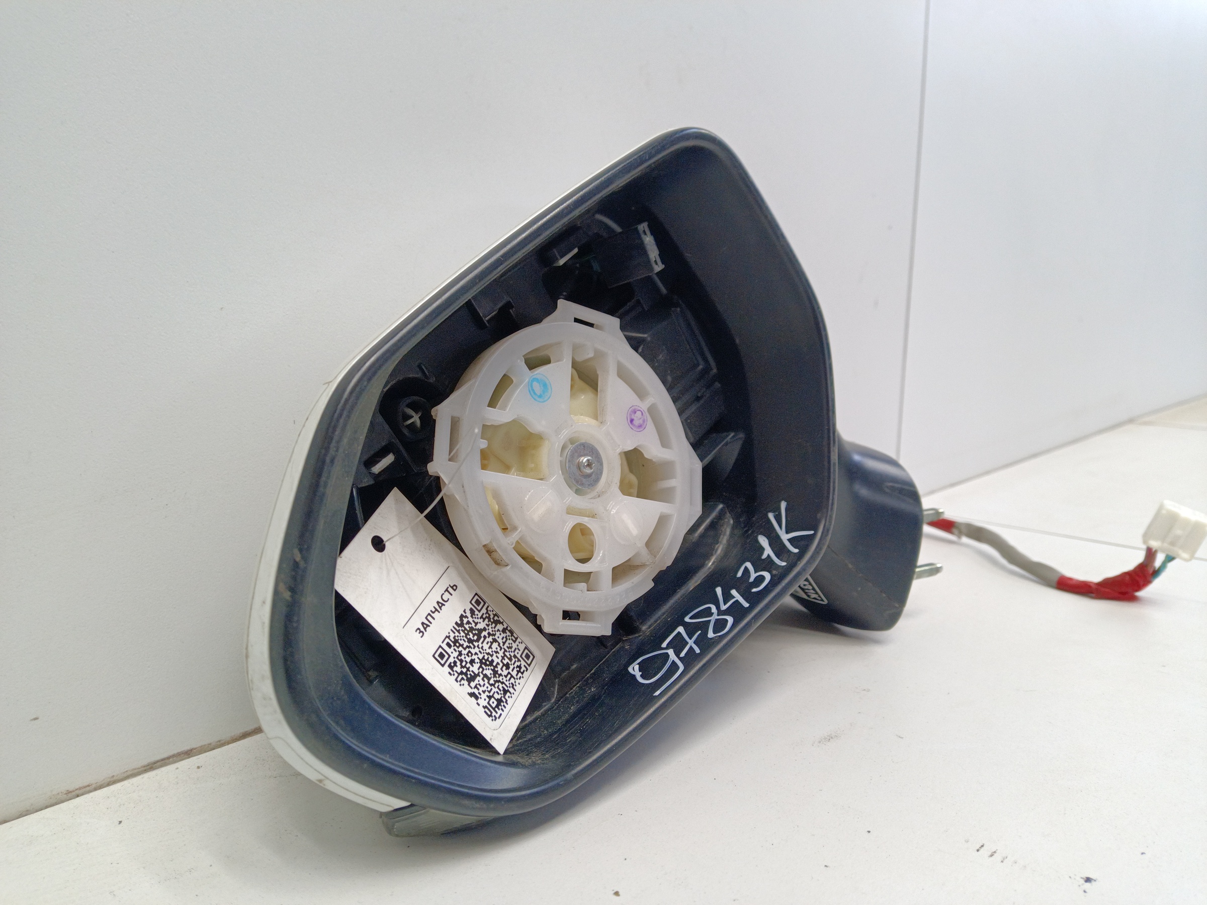 Зеркало левое Toyota Camry V70 8 контактов