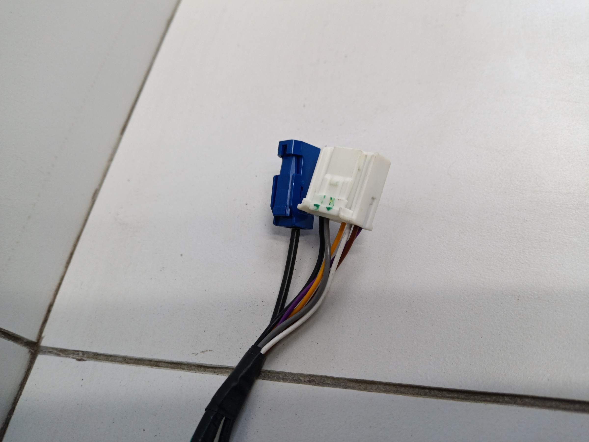 Зеркало левое Haval F7 2 6+1 контактов