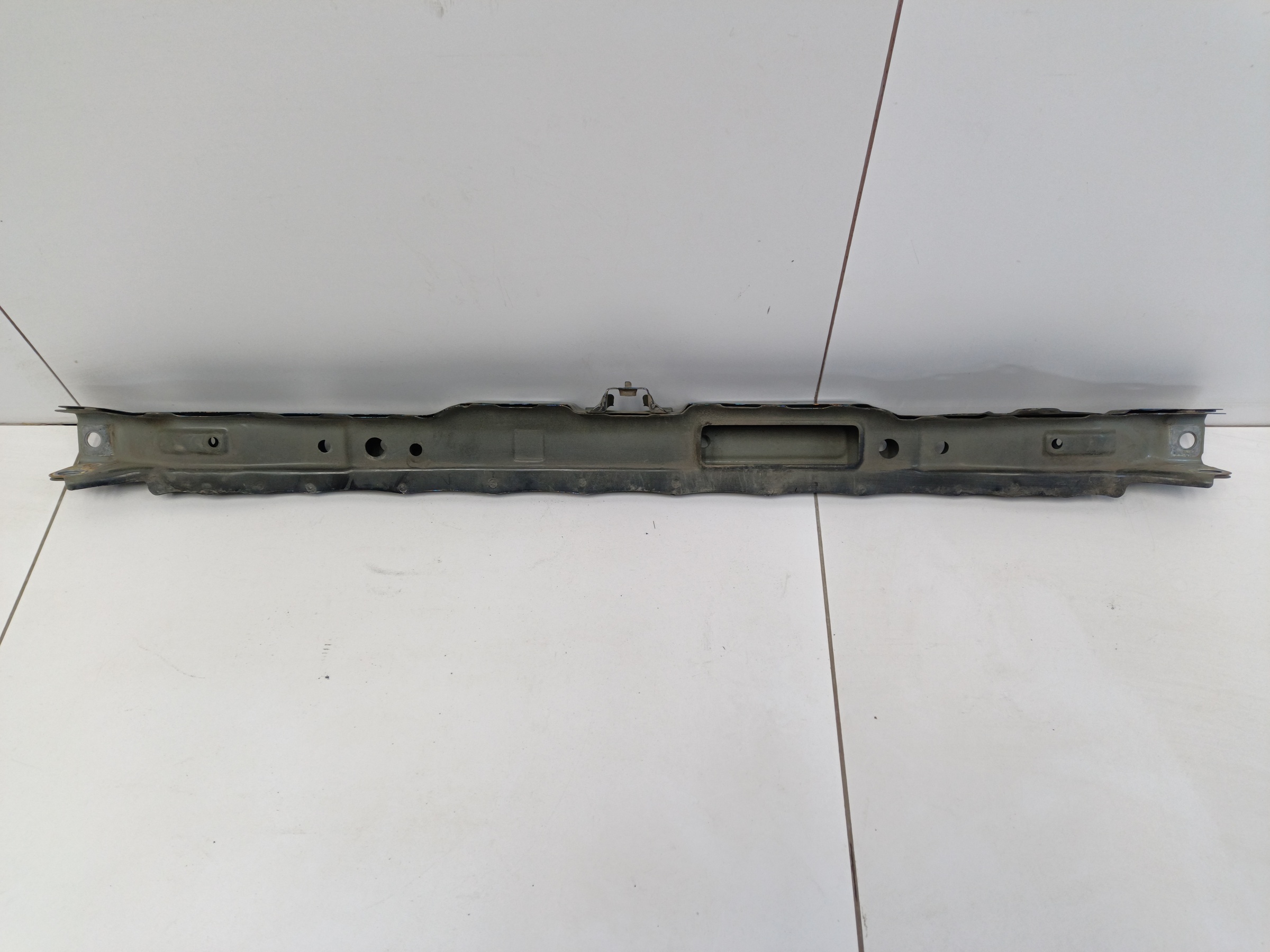 Панель передняя верхняя часть Toyota RAV4 CA40