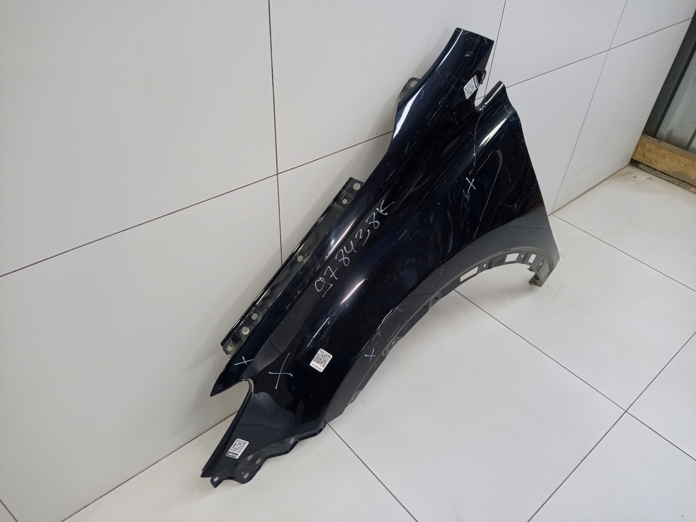 Крыло переднее левое Toyota RAV4 CA40