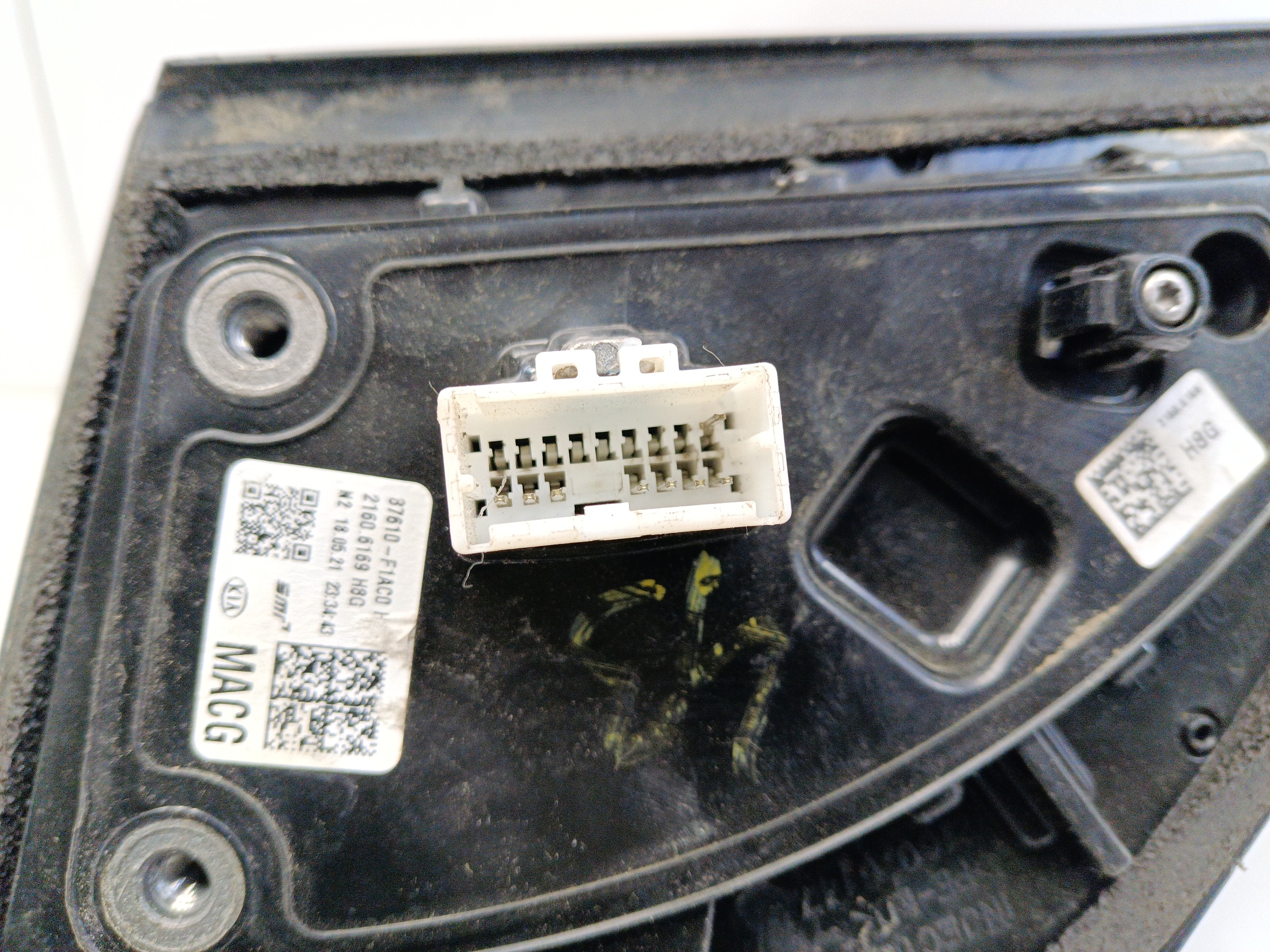 Зеркало левое Kia Sportage 4 Restail 8 контактов