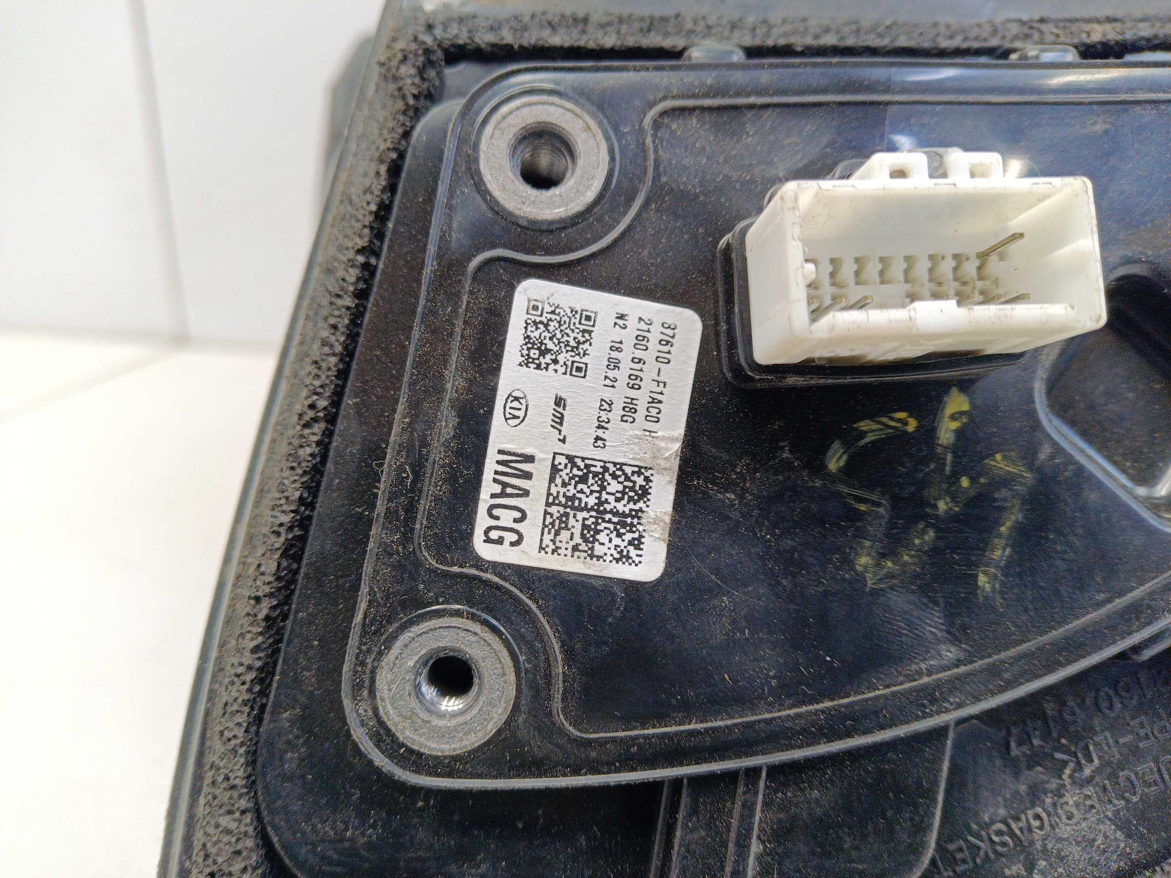 Зеркало левое Kia Sportage 4 Restail 8 контактов