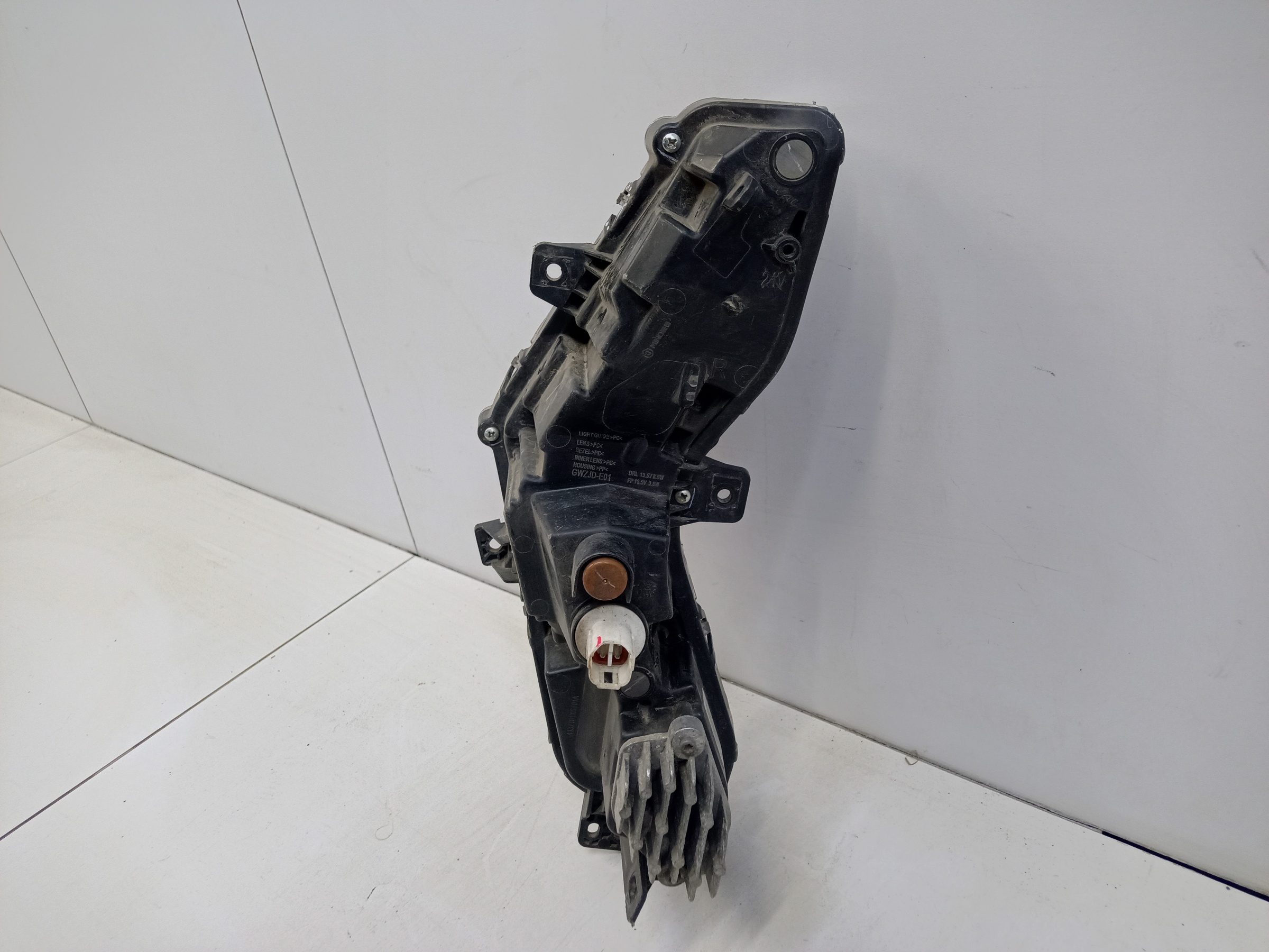 Фара ДХО передняя правая Haval Jolion LED