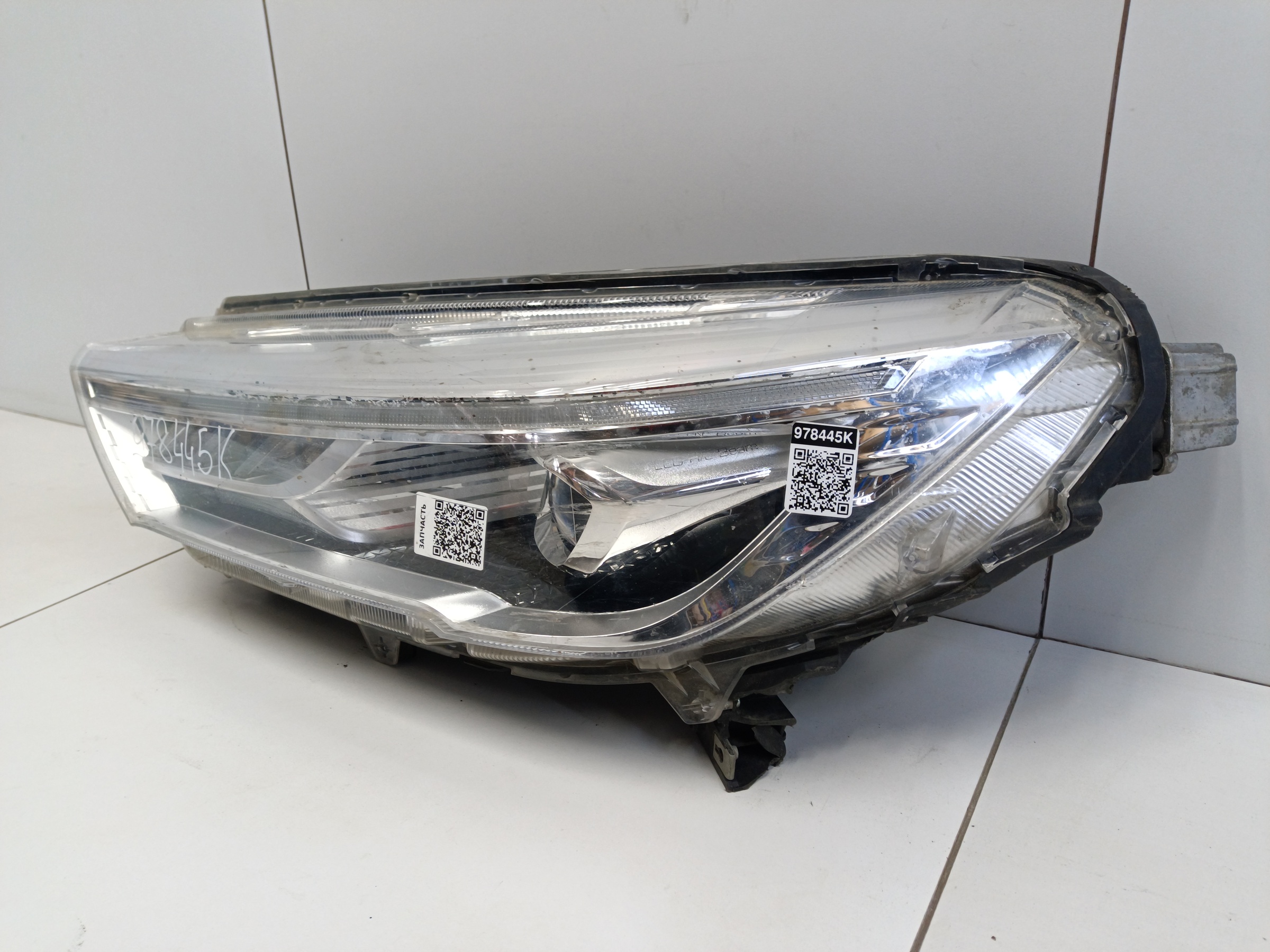 Фара передняя левая Haval M6 2 LED