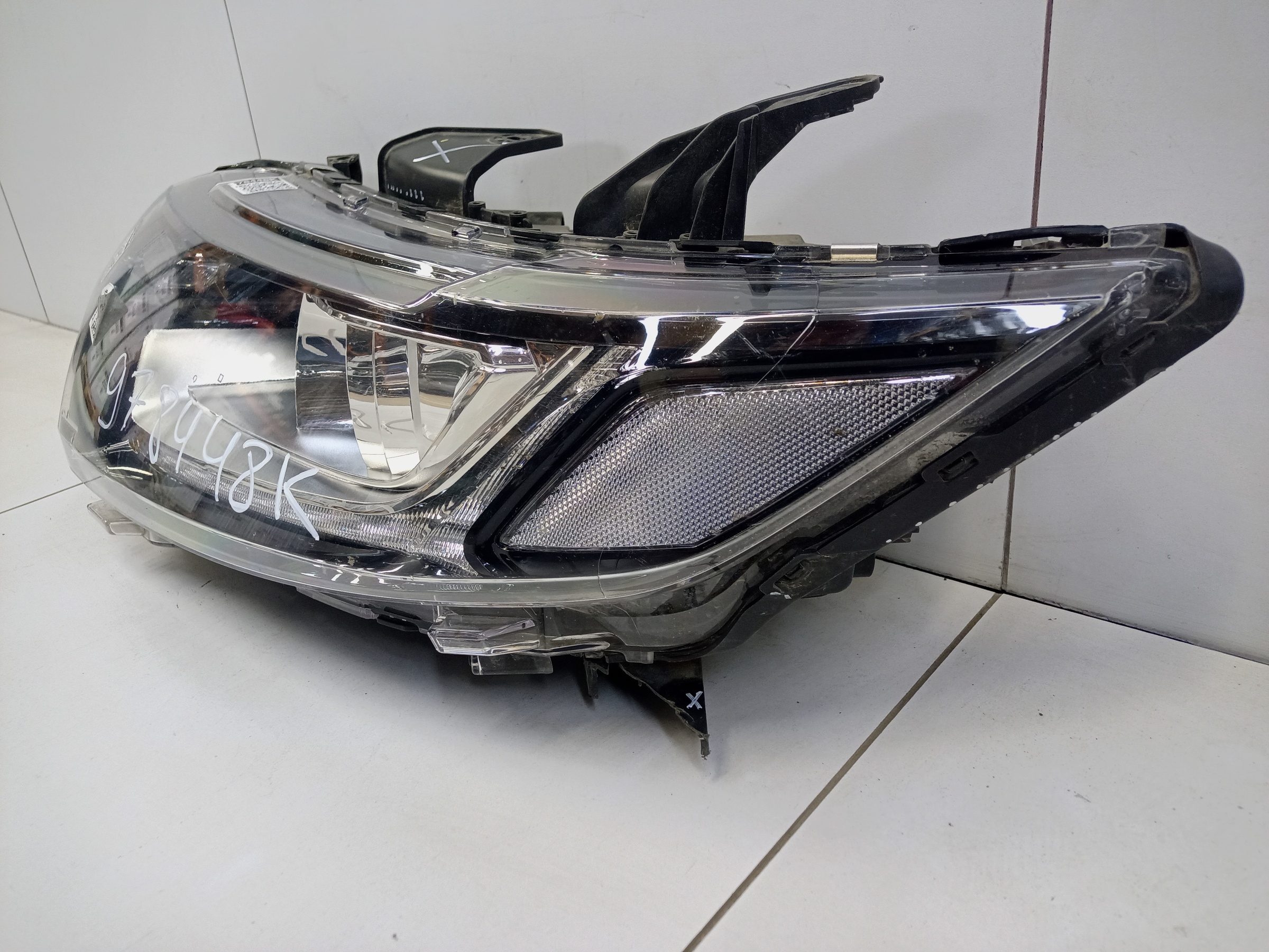 Фара передняя левая Mitsubishi Outlander 3 Restail 2 галоген