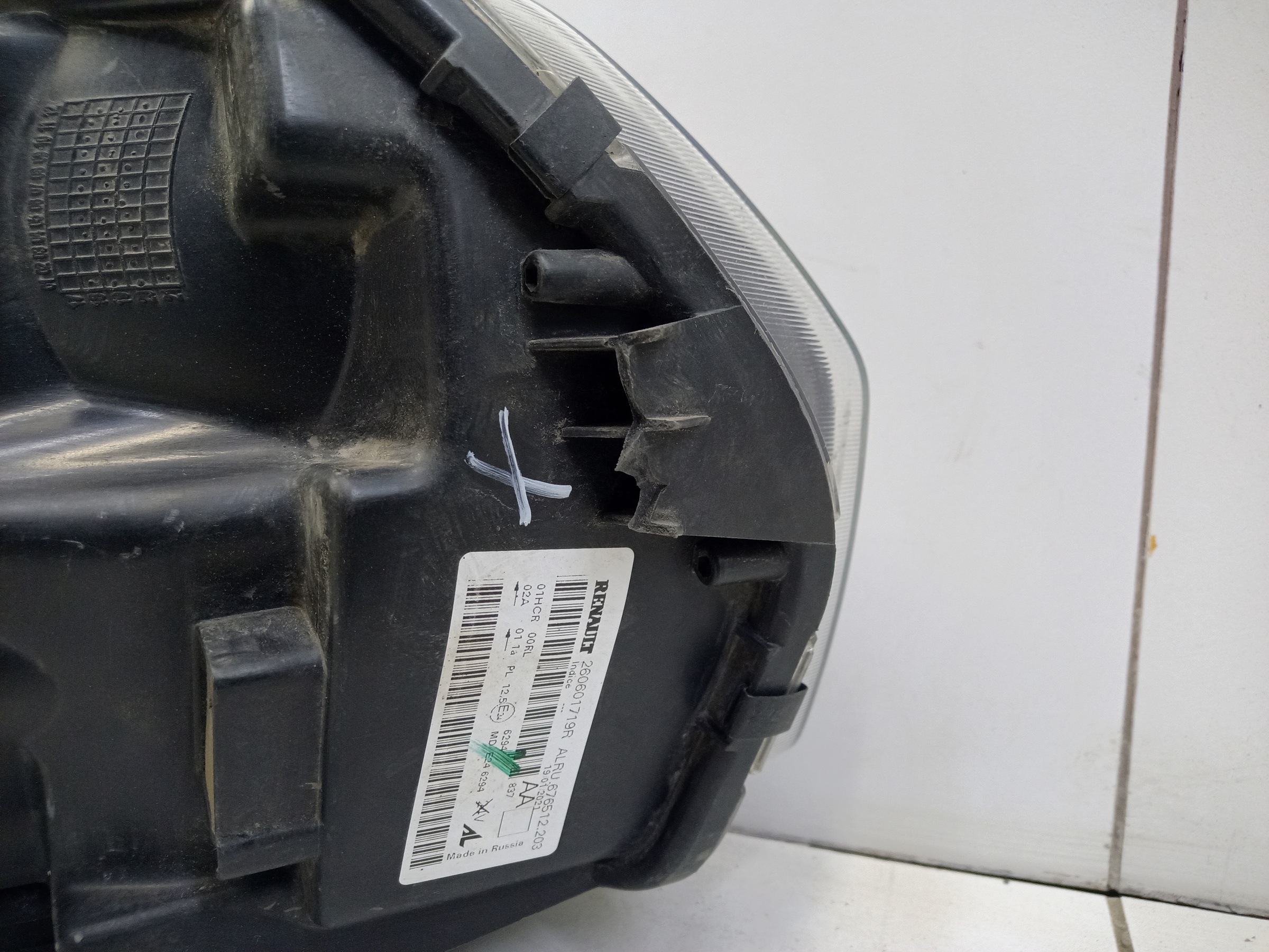 Фара передняя левая Renault Logan 2 Restail галоген с ДХО