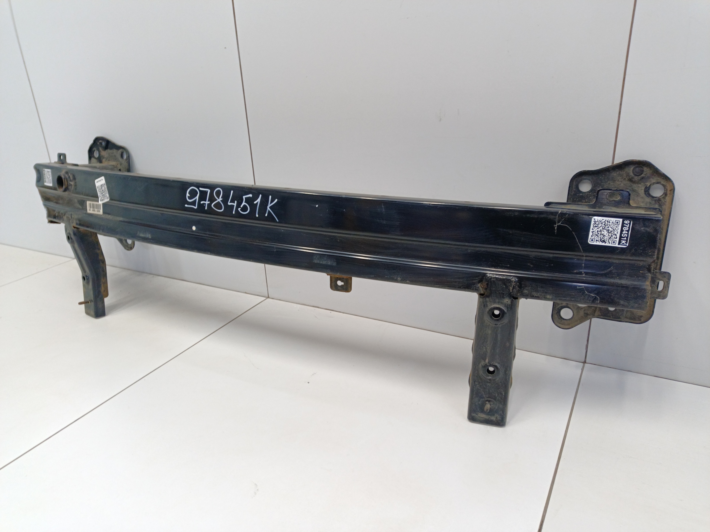 Усилитель переднего бампера Kia Seltos