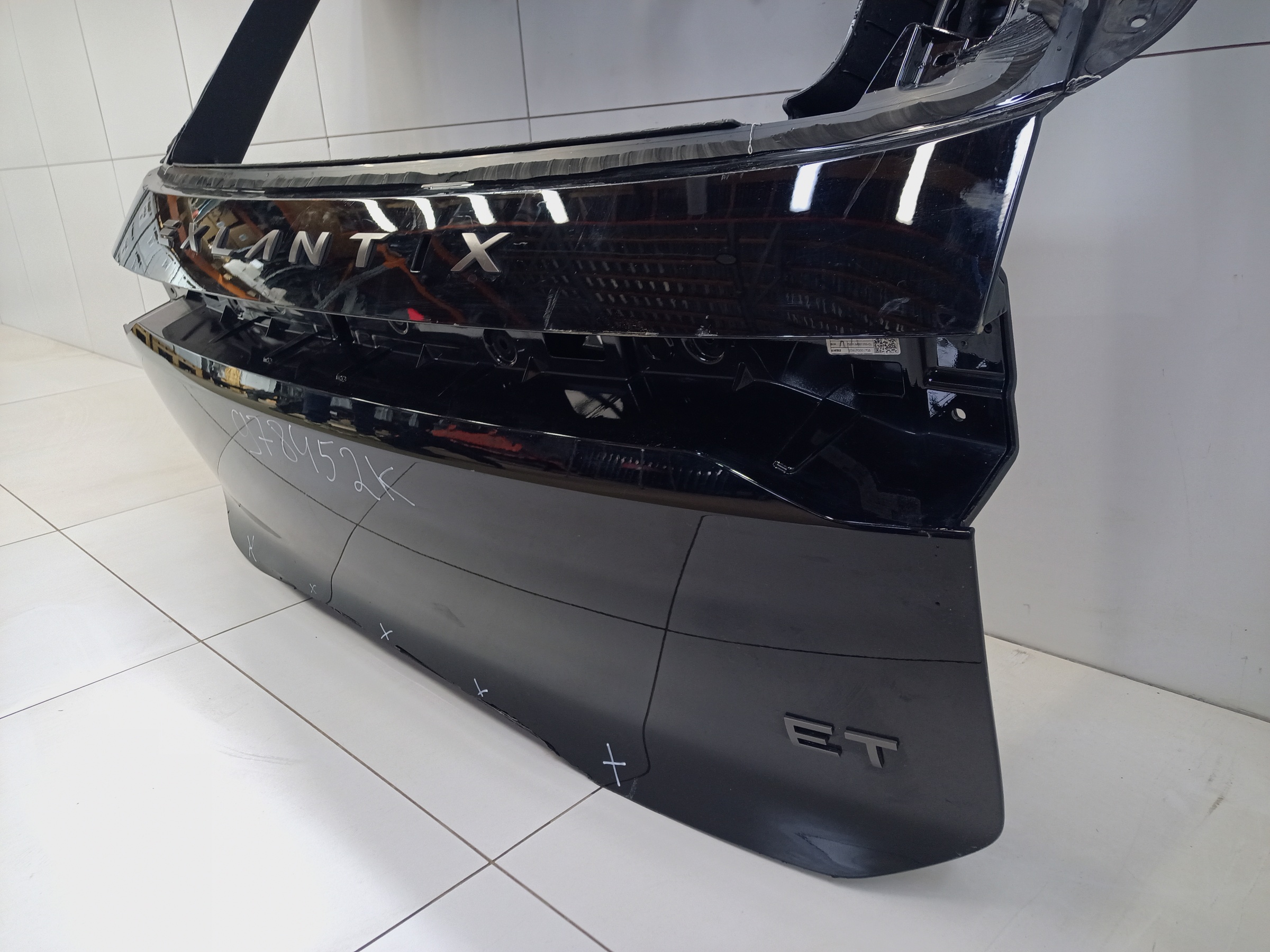 Крышка багажника Exeed Exlantix ET