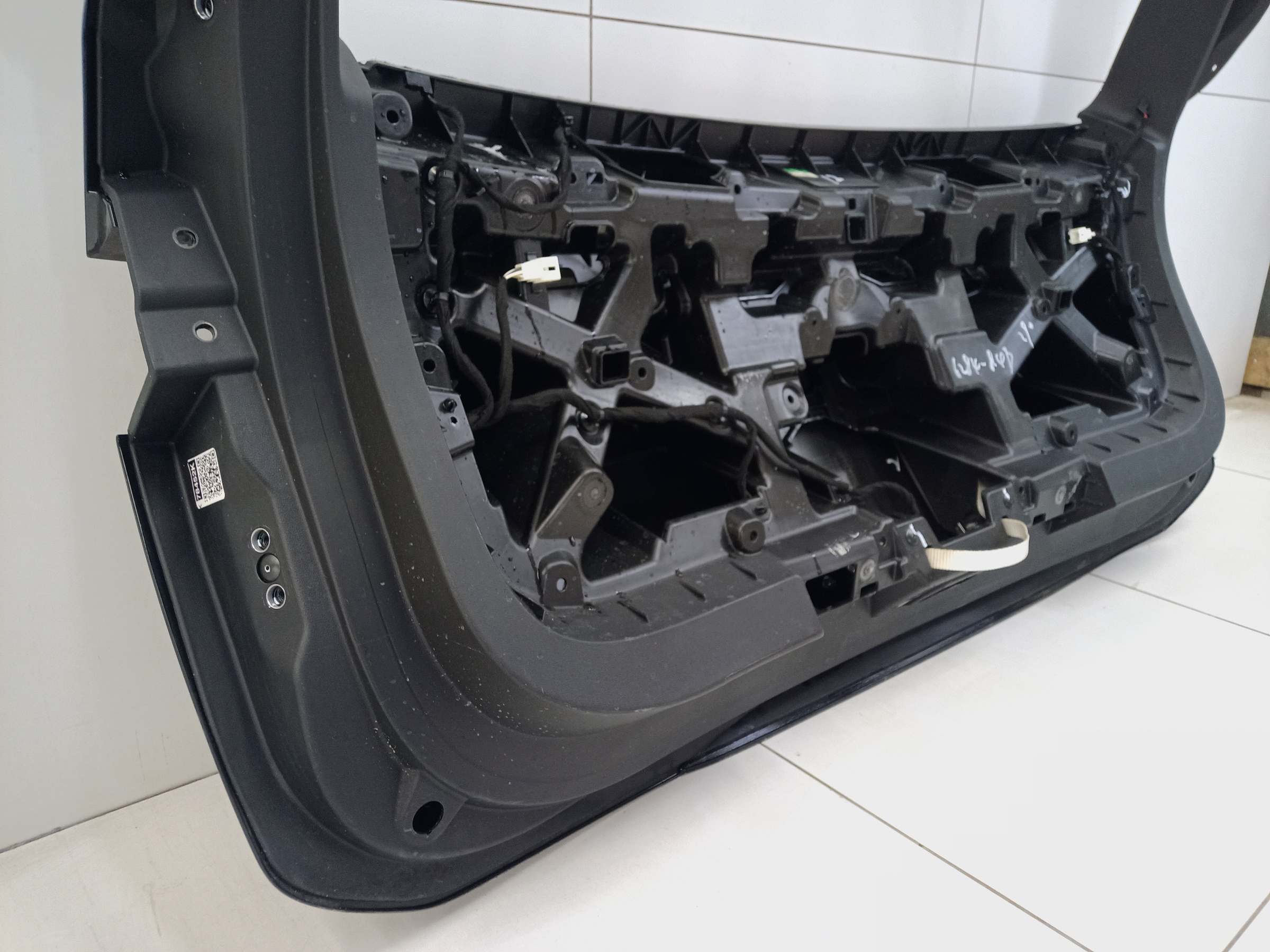 Крышка багажника Exeed Exlantix ET