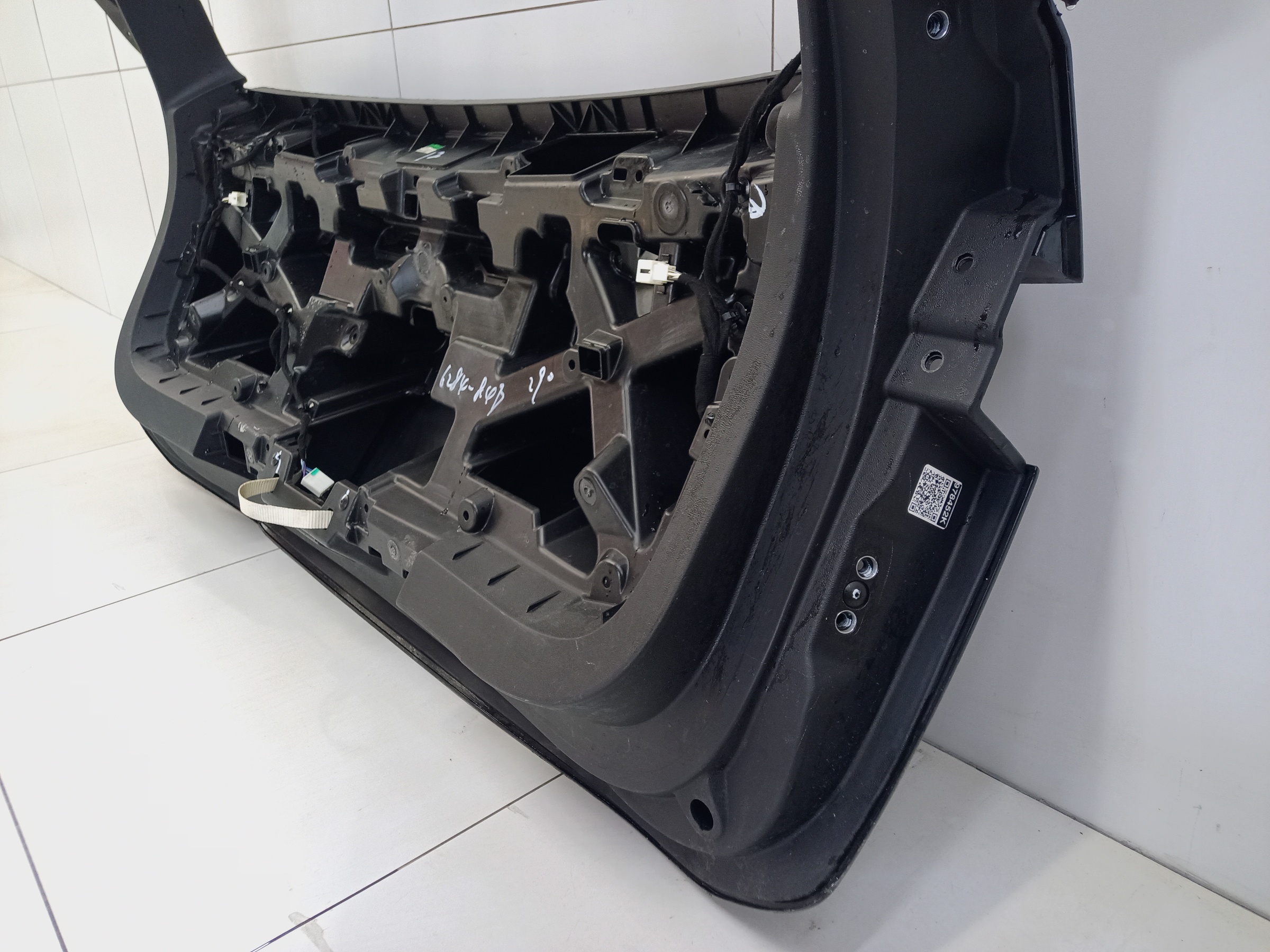 Крышка багажника Exeed Exlantix ET